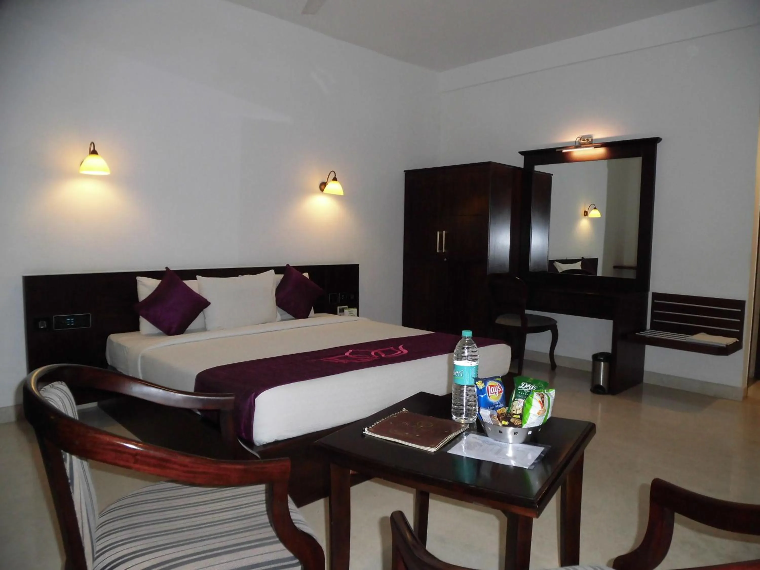 bunk bed in Lakshmi Hotel