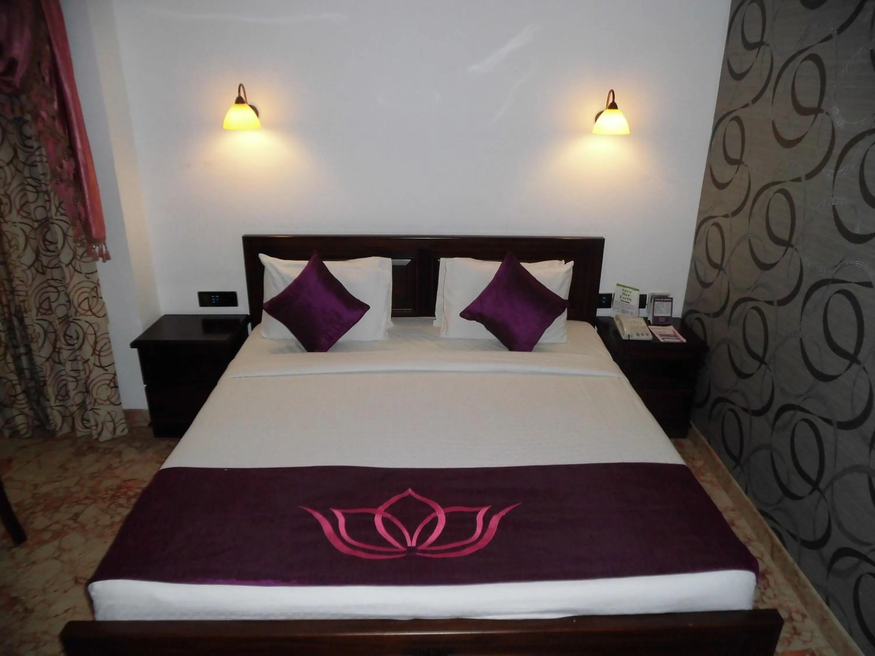 bunk bed in Lakshmi Hotel