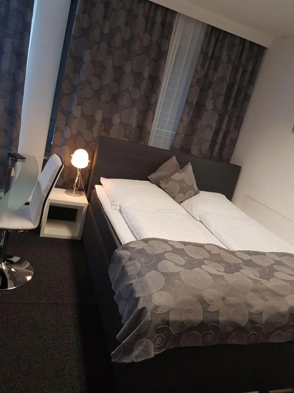 Bed in Hotel Wandsbek Hamburg