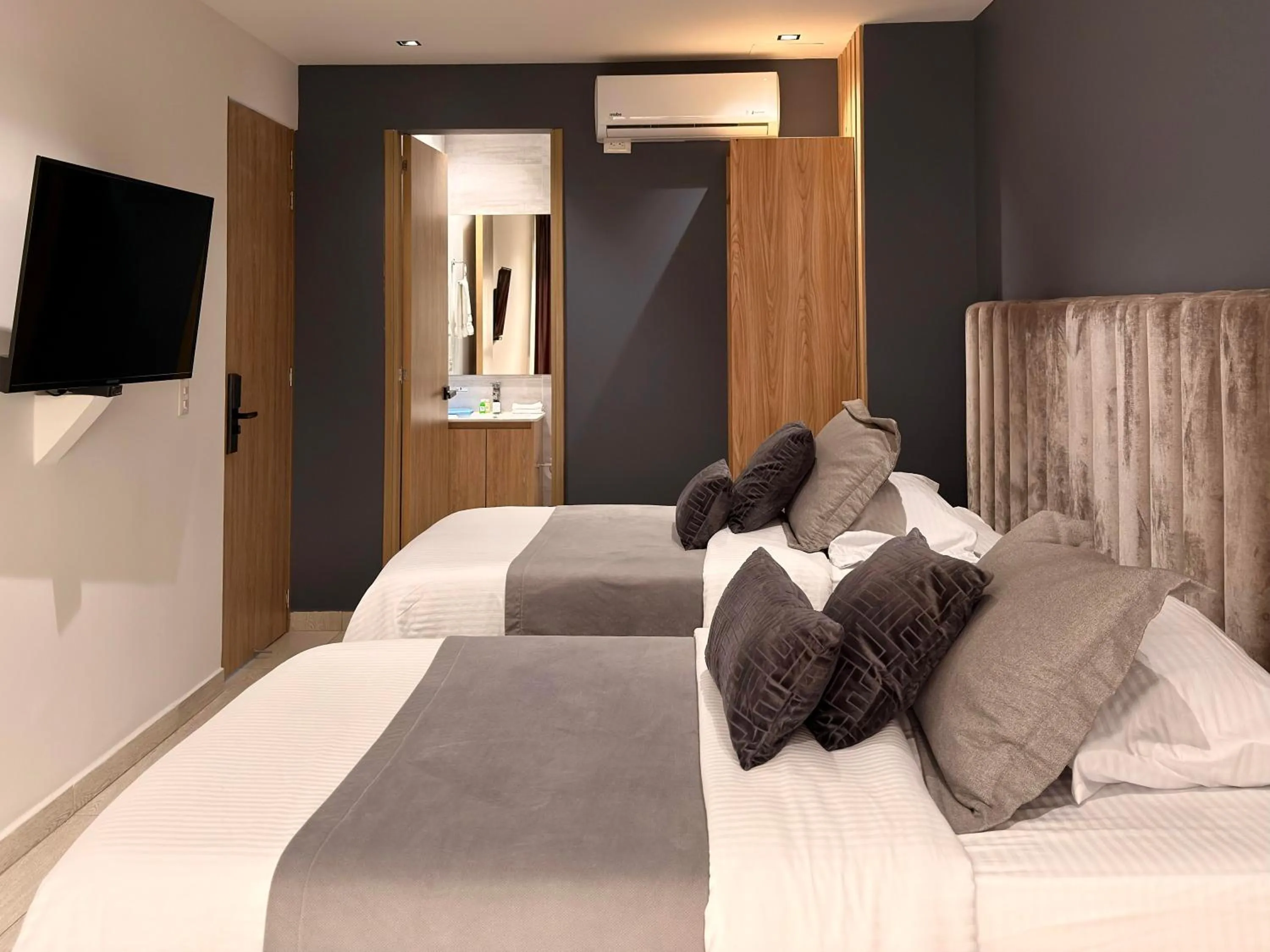 Bed in Hotel Plaza Doce