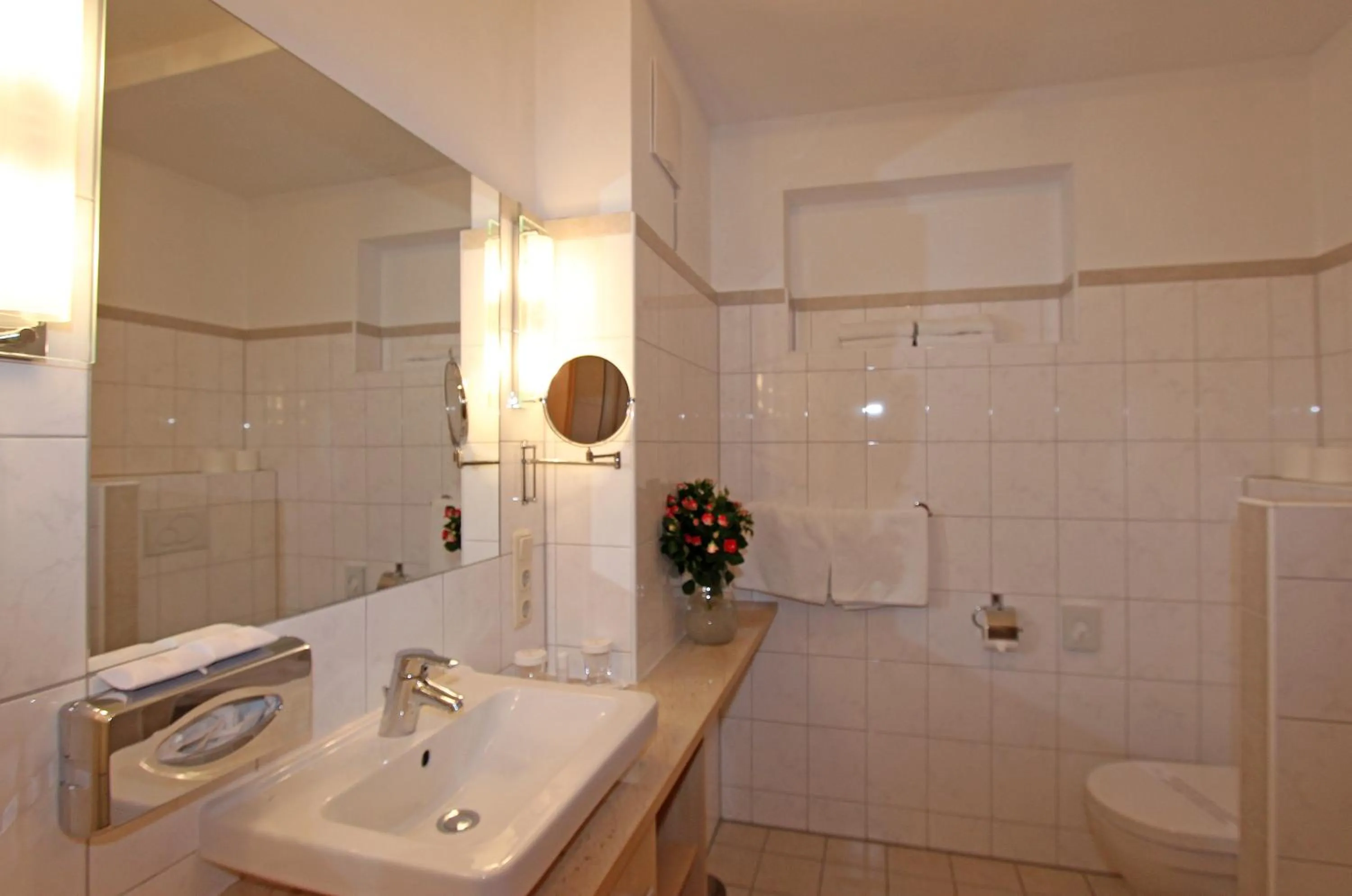 Shower in das Balance - Spa & Golf Hotel am Wörthersee