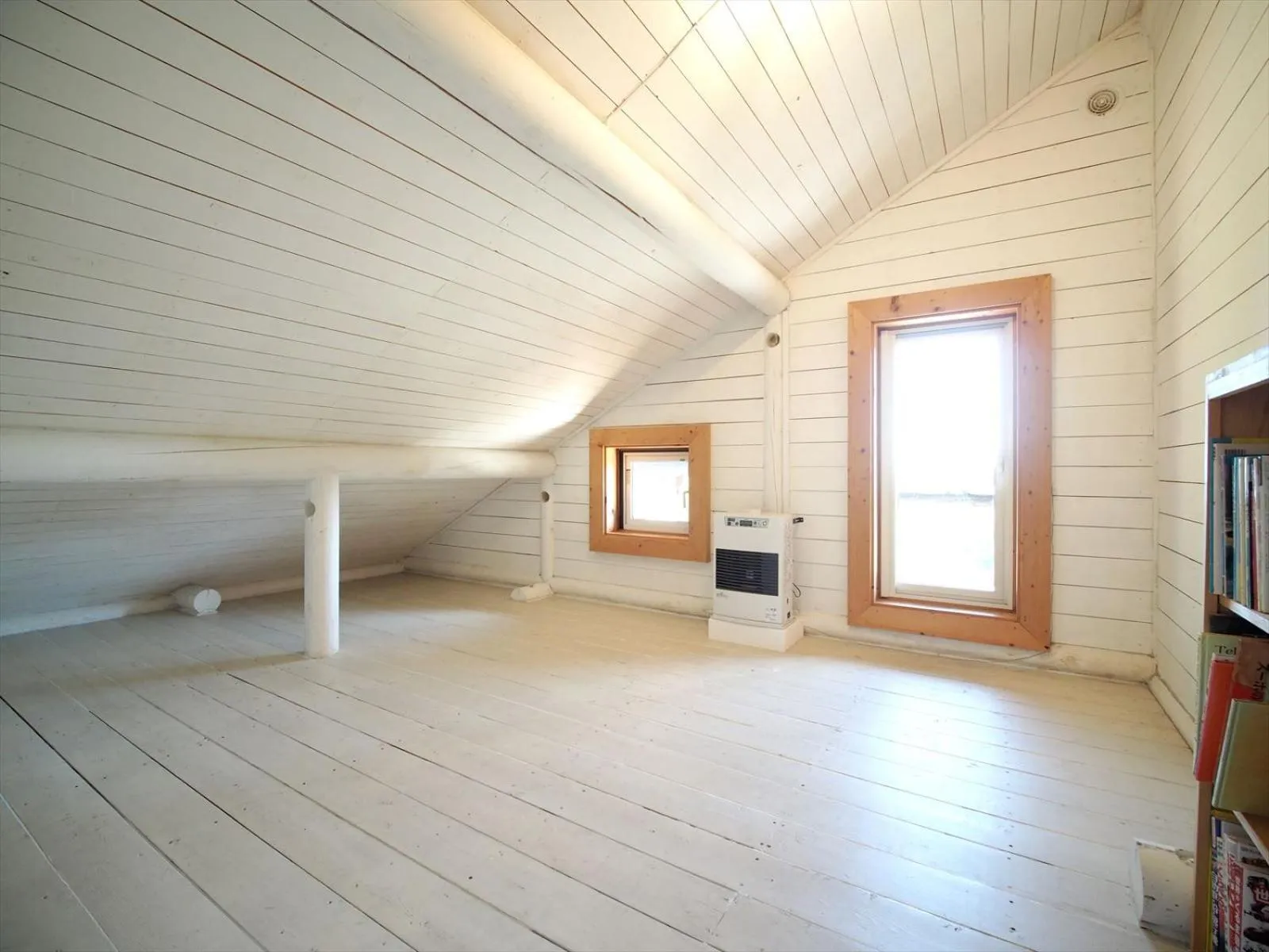 Photo of the whole room, Bed in Minanonno Play Village