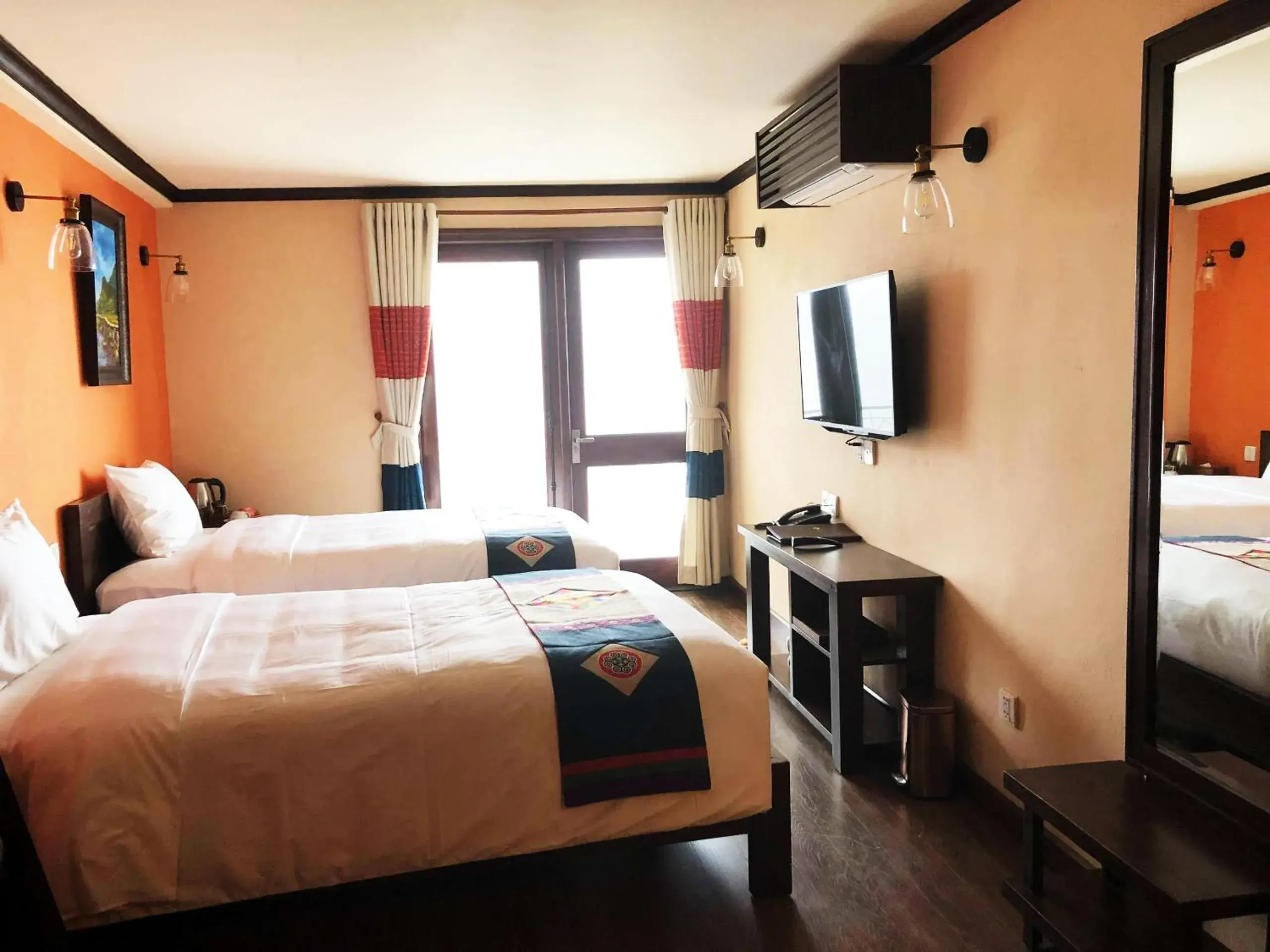 Standard Twin Room in Cat Cat Galerie d’Art Standard Twin Room in Cat Cat Galerie d’Art