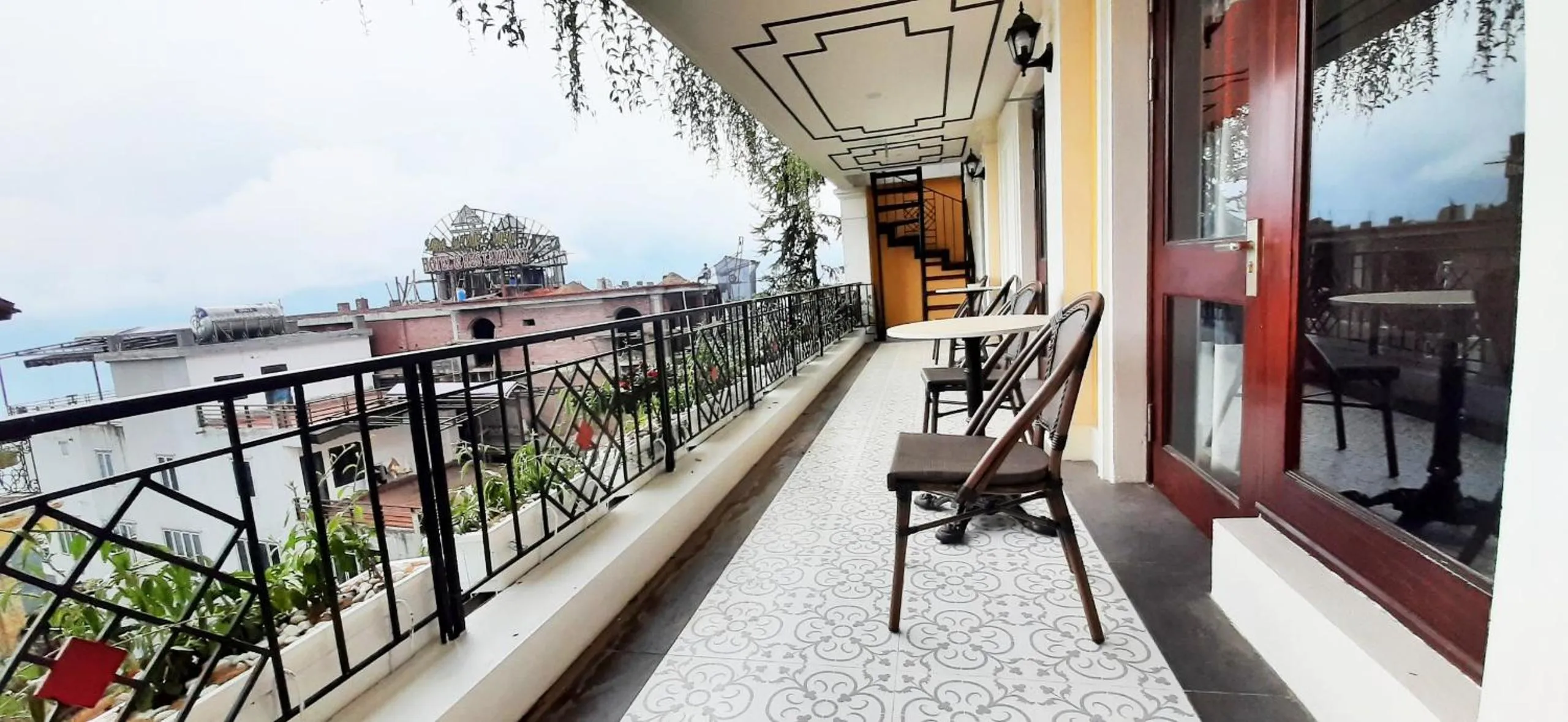 Cat Cat Galerie d’Art