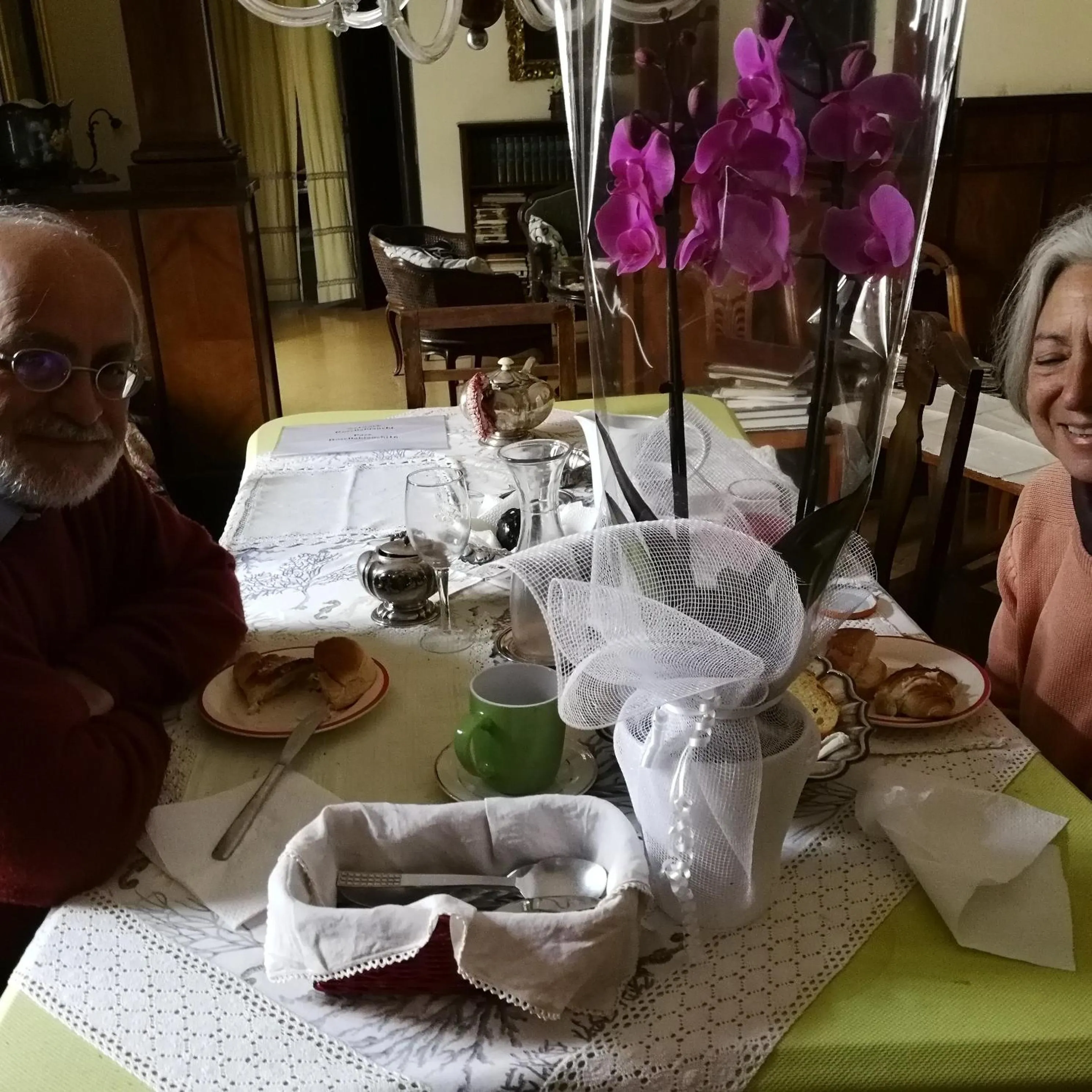 Breakfast in Rosella Bianchi