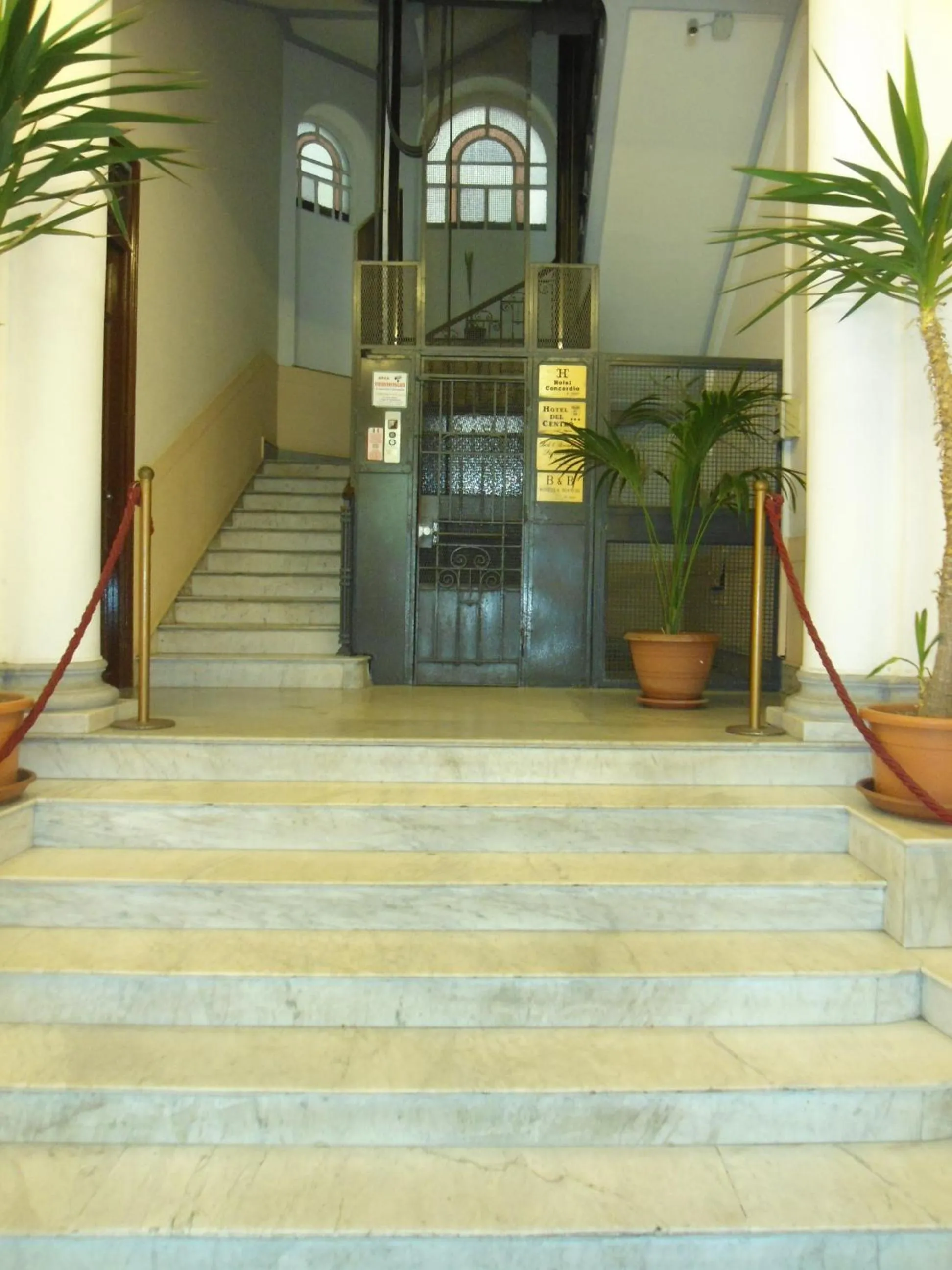 Facade/entrance in Rosella Bianchi