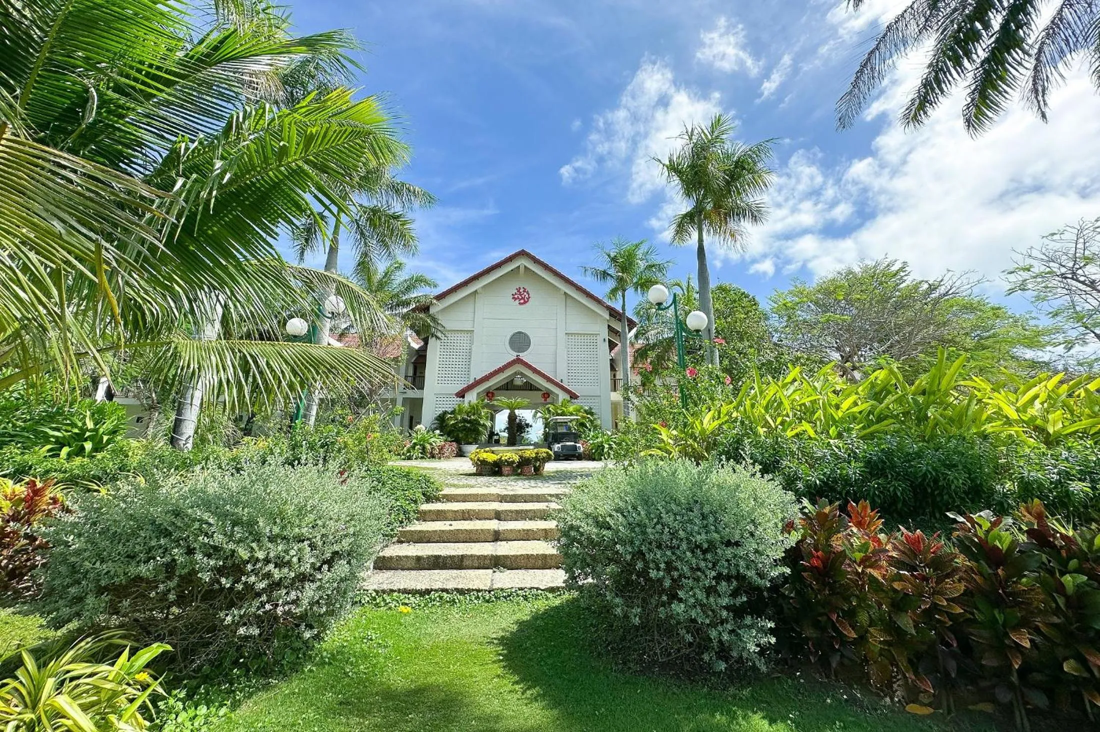 Facade/entrance in Pax Ana Doc Let Resort & Spa