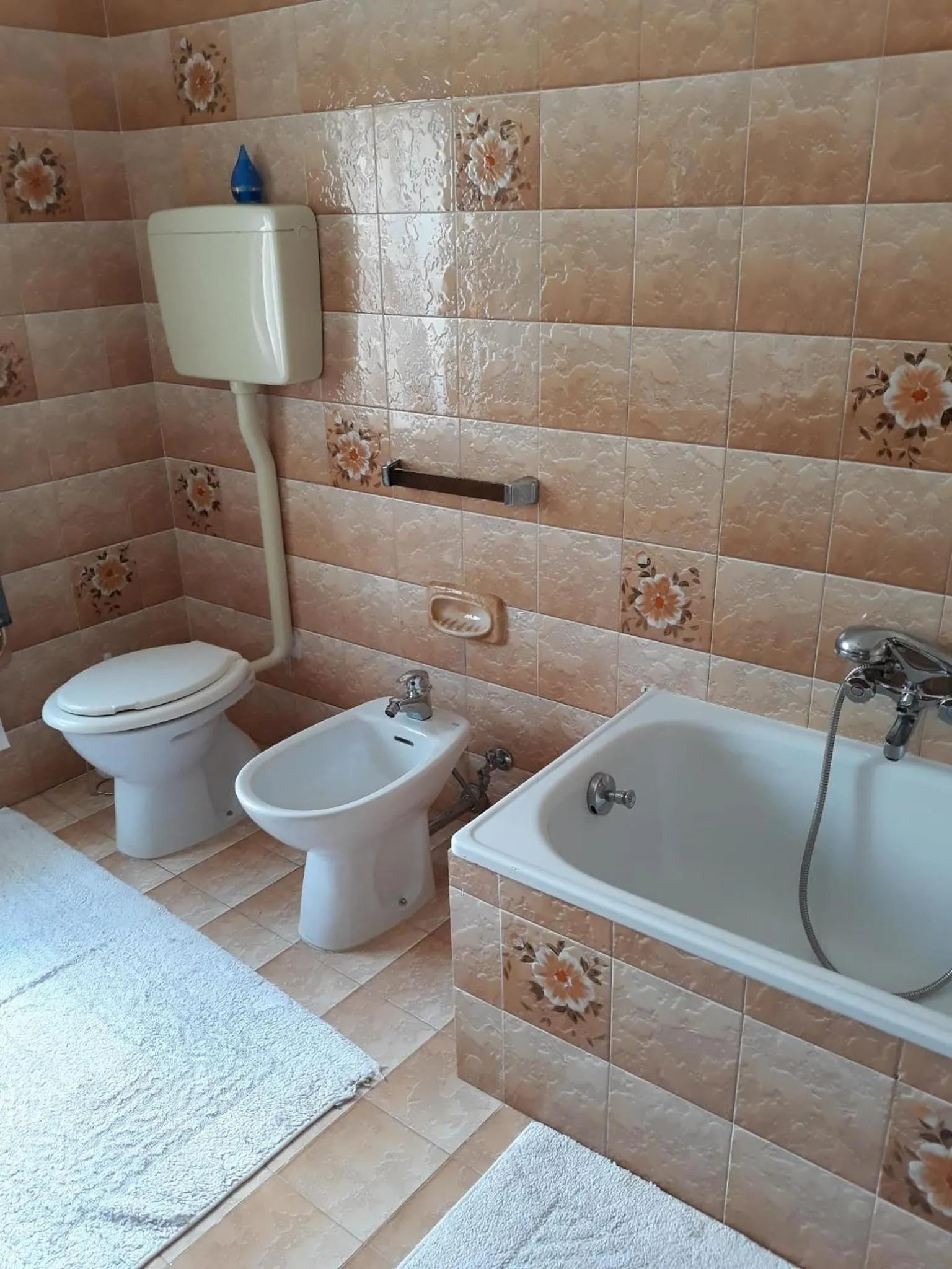 Shower in Il Casale del Miele