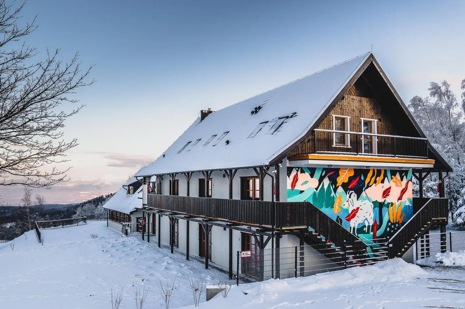 Property building in Owca z widokiem