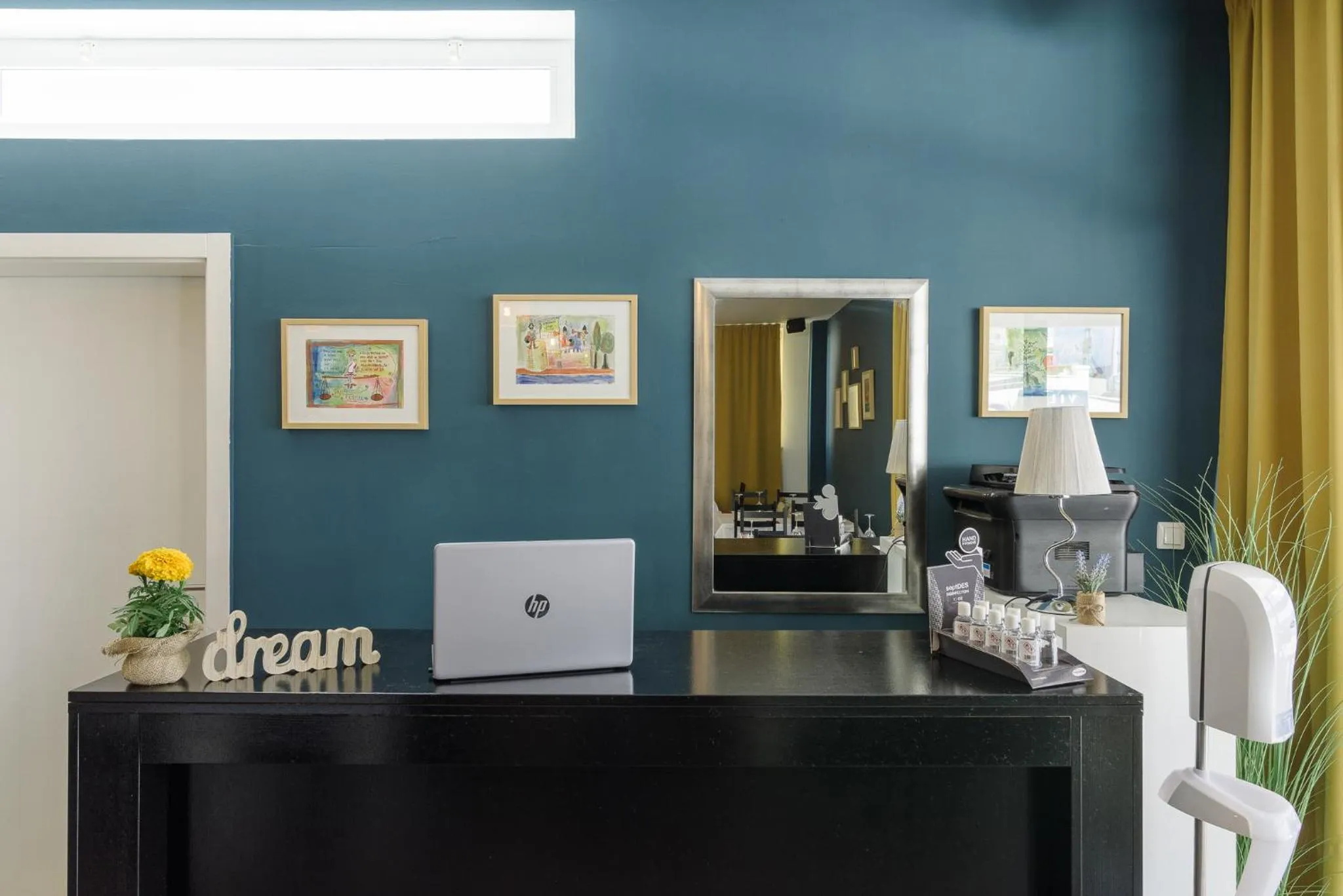 Lobby or reception in Vila White