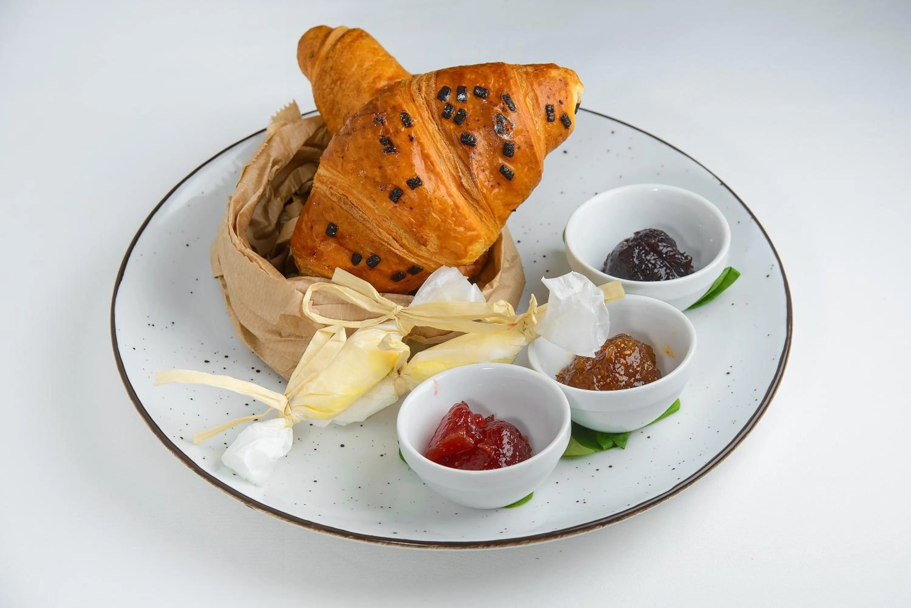 Restaurant/places to eat in Vila White