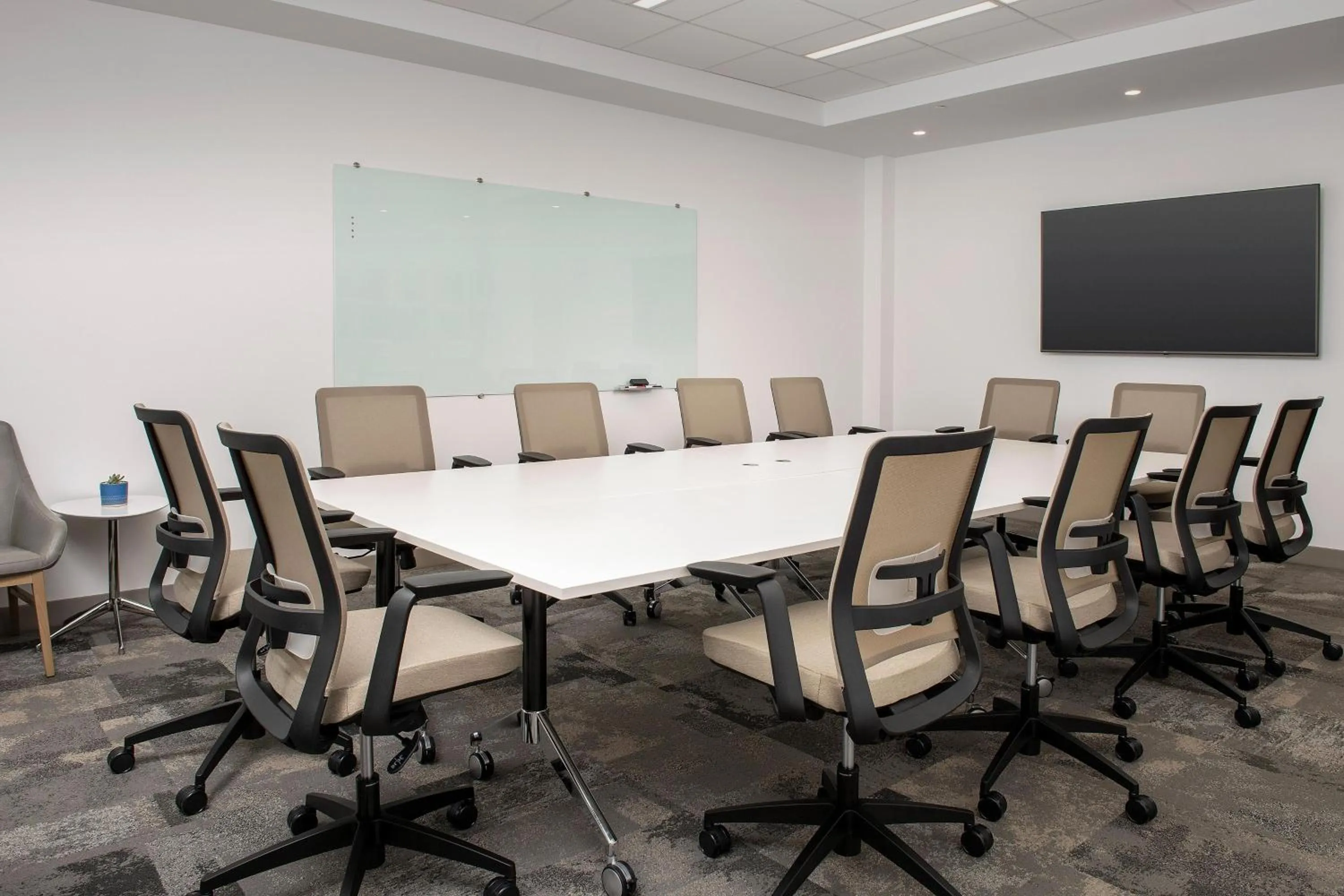 Meeting/conference room in Element Jacksonville Beach