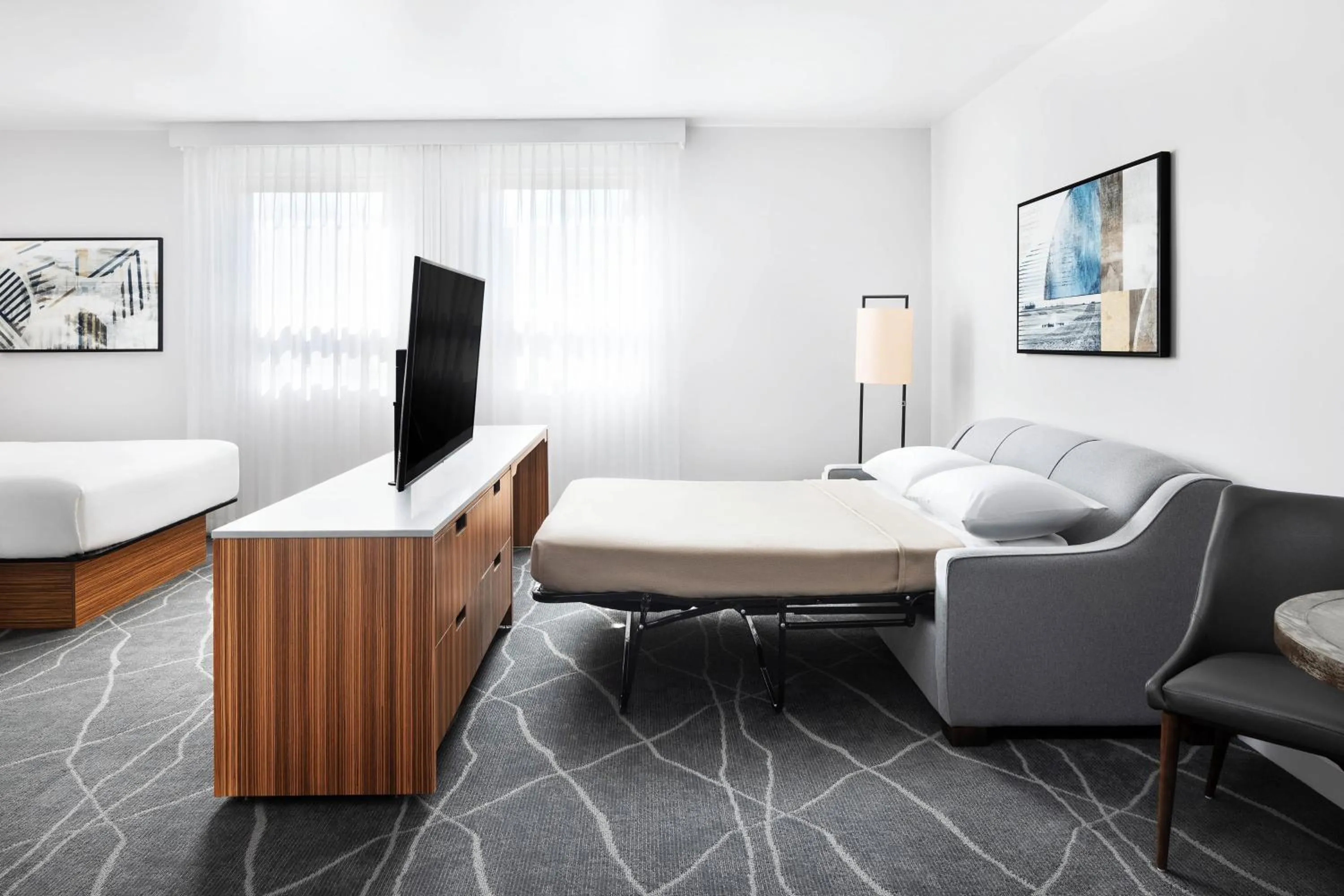 Photo of the whole room, Bed in Delta Hotels by Marriott Grande Prairie Airport