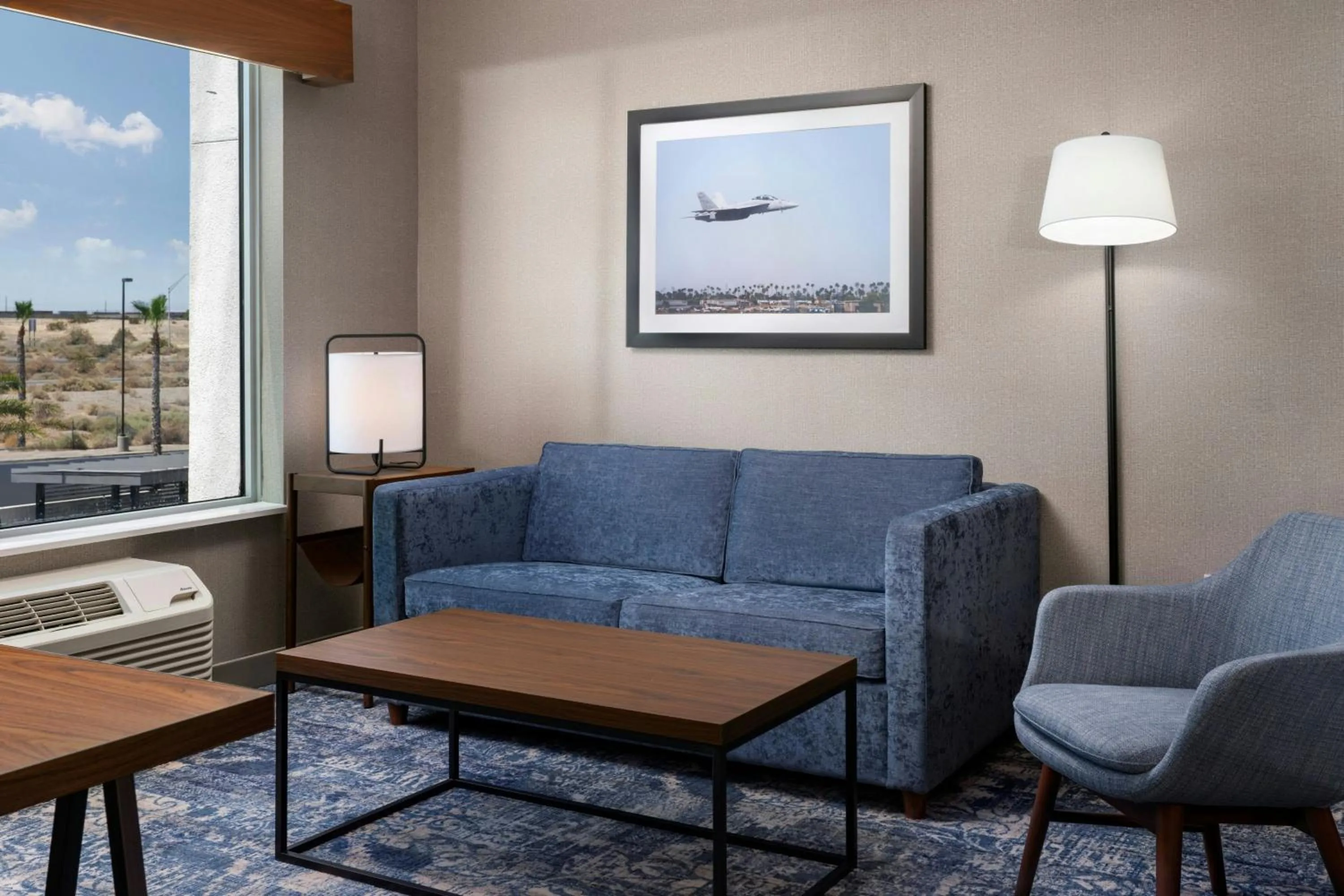 Bedroom in Four Points by Sheraton Yuma