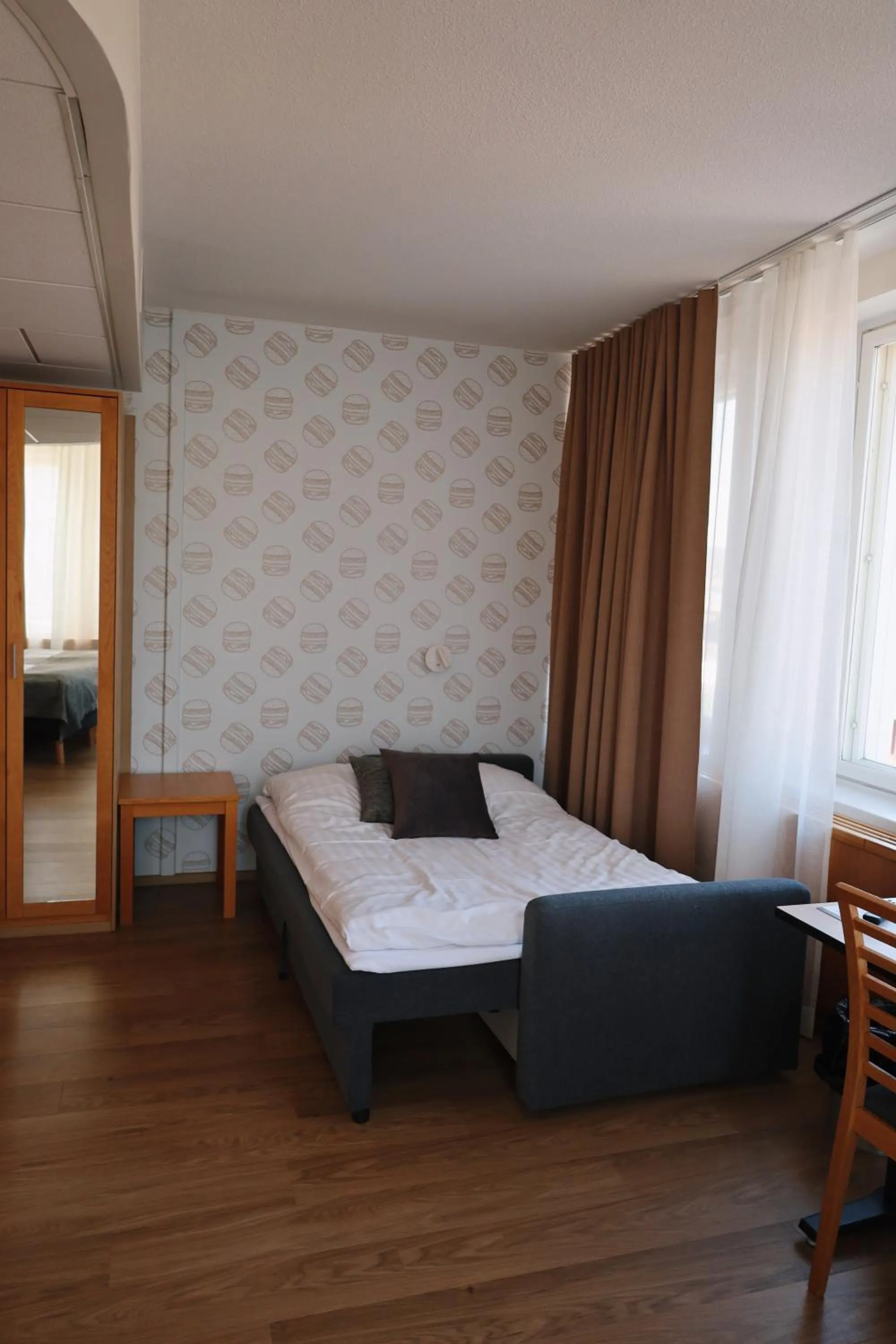 Bed in Hesehotelli Turku Linja-autoasema