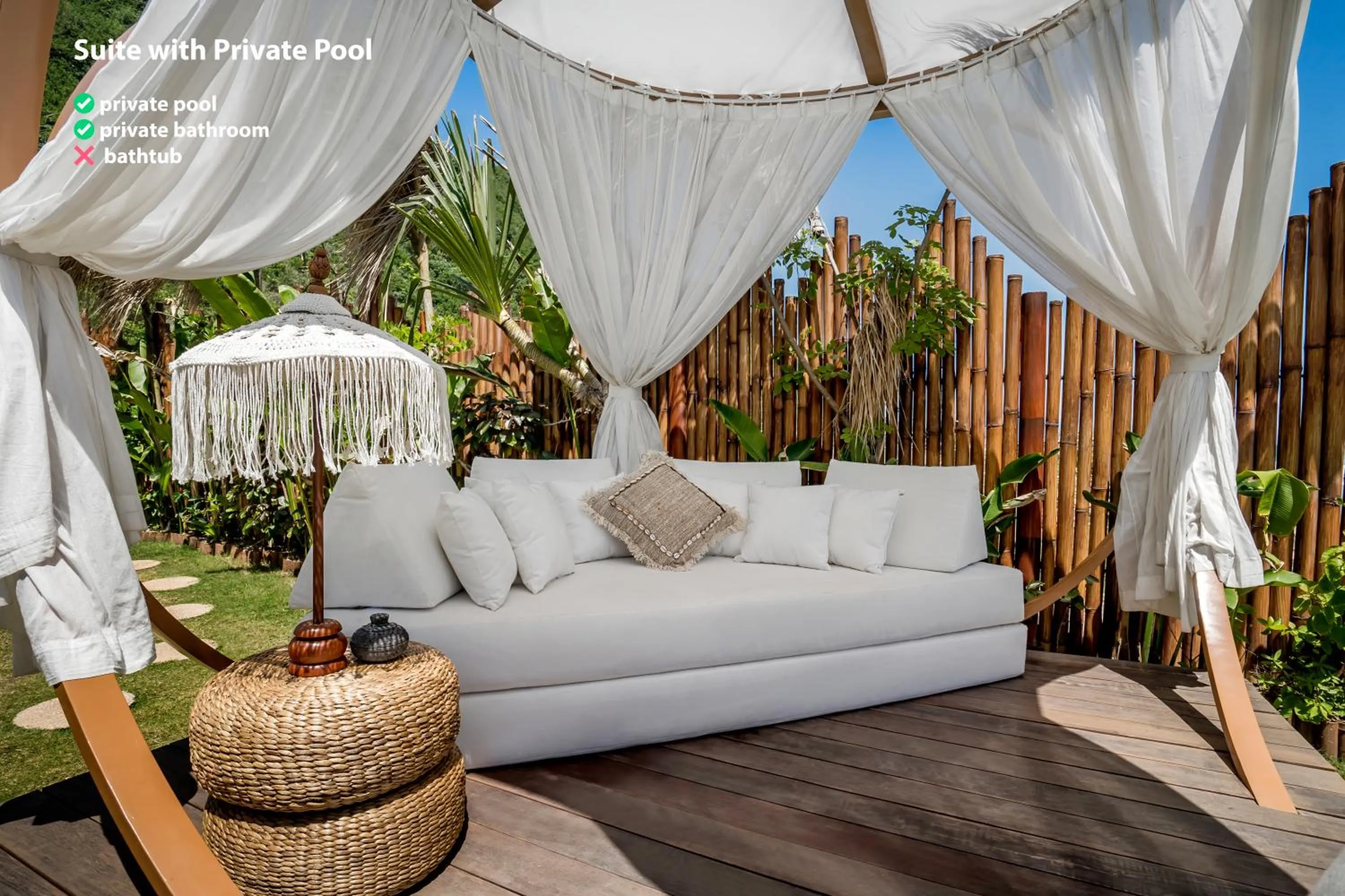 Patio in Bubble Hotel Nyang Nyang - Adults only - New Year's Offer