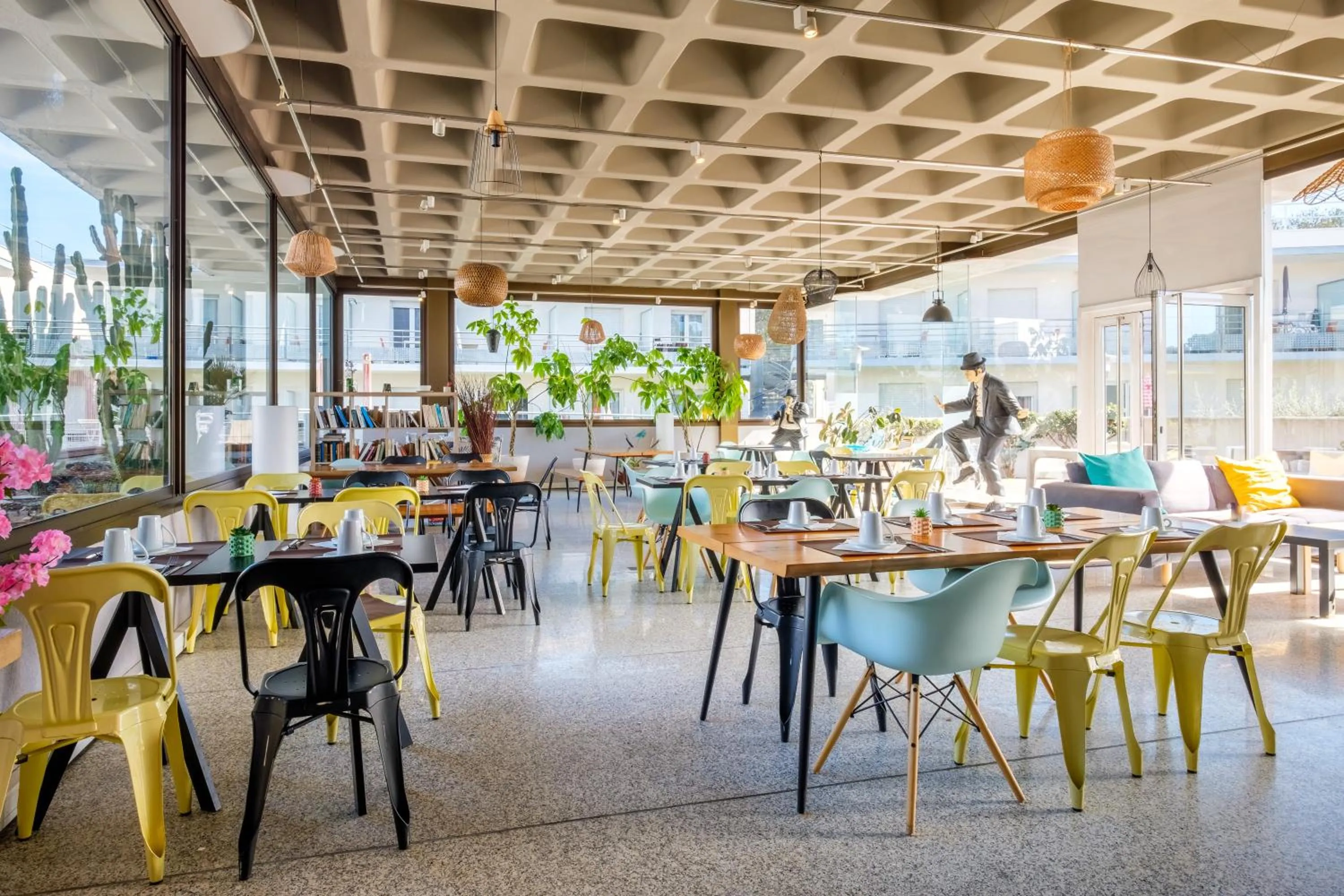 Breakfast in Comfort Aparthotel Antibes Le Maestria