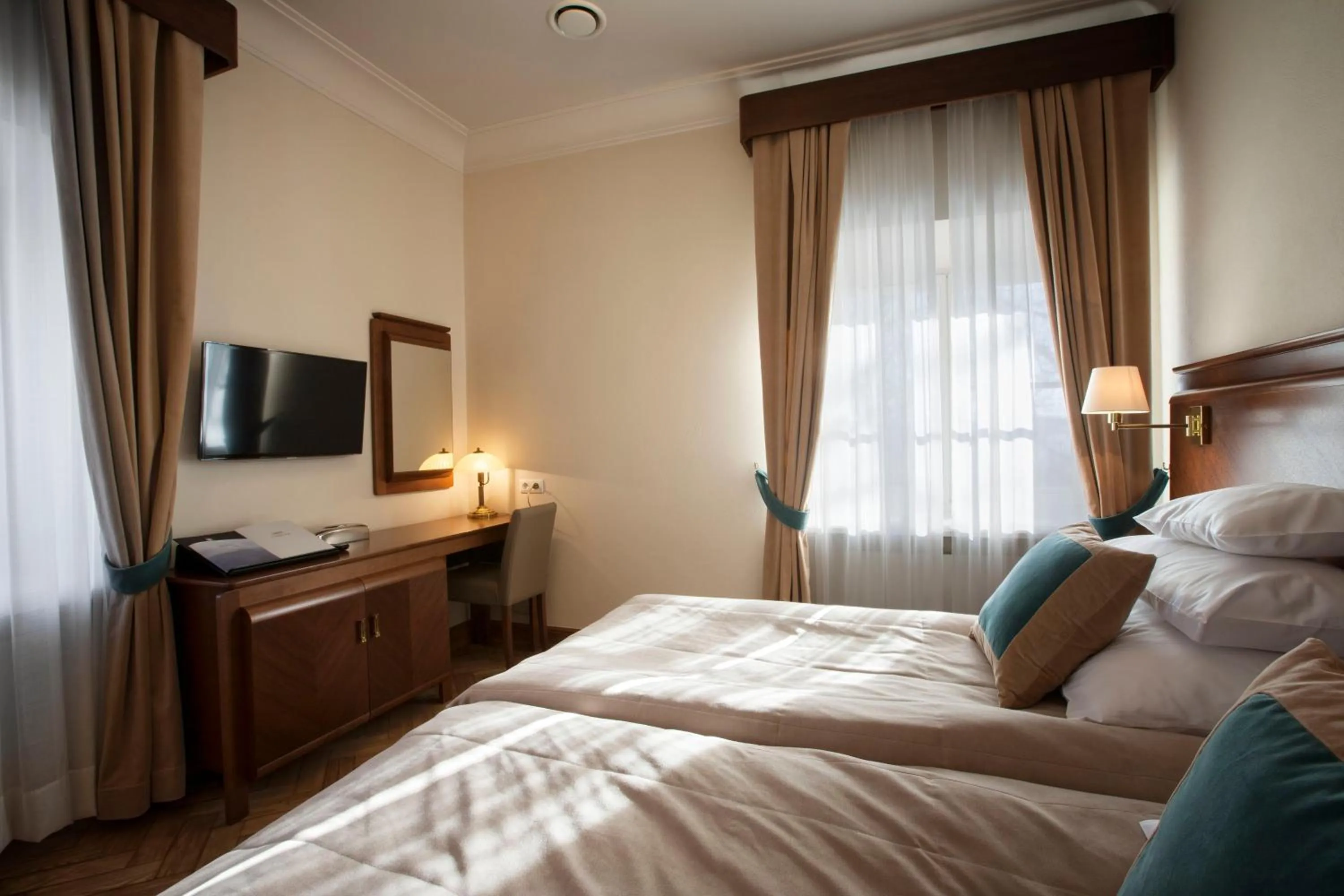 Bed in Pałac Cieleśnica