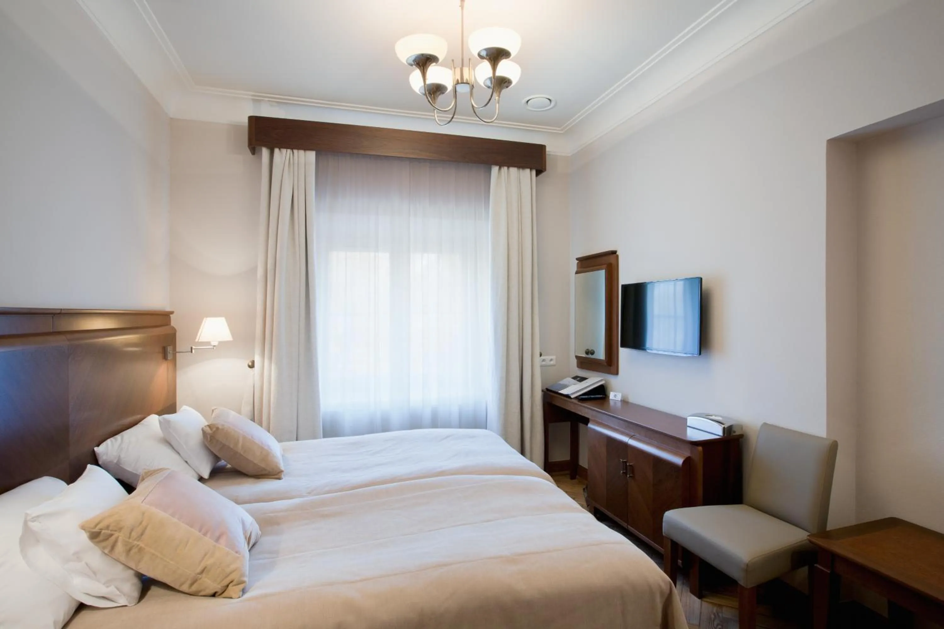 Bed in Pałac Cieleśnica