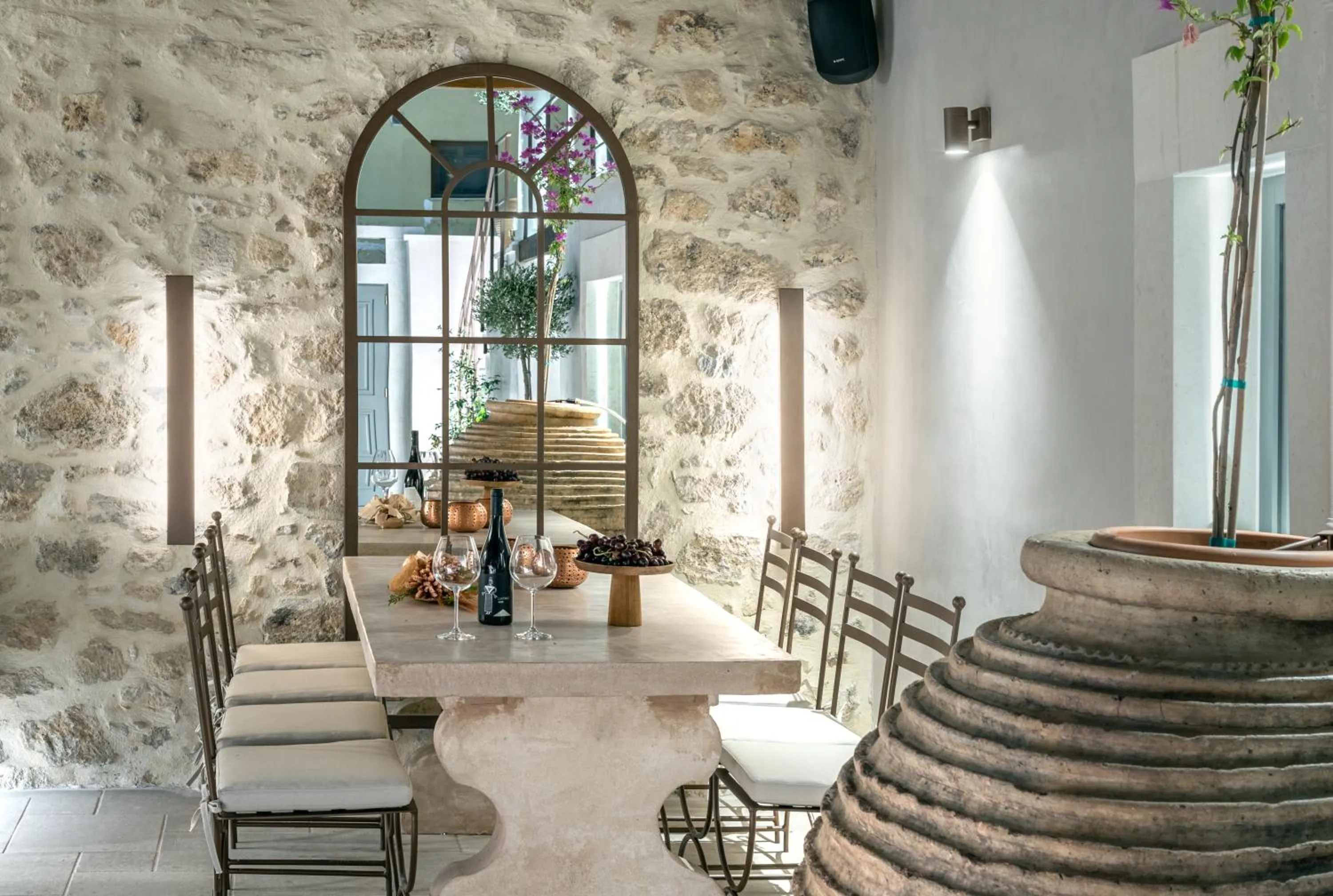 Dining area in Inotropes Boutique Suites - Adults Only