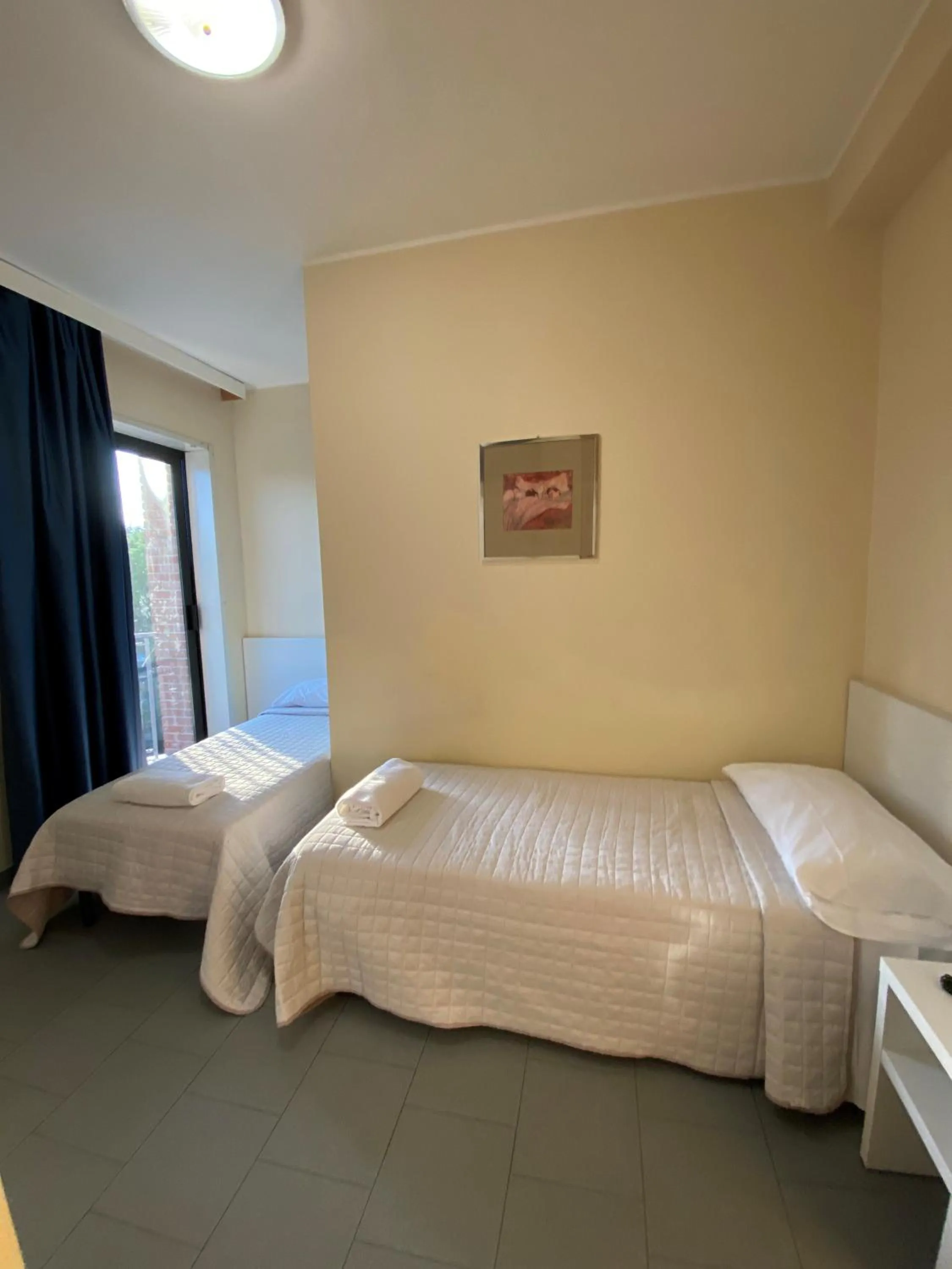 Bedroom, Bed in Hotel La Siesta