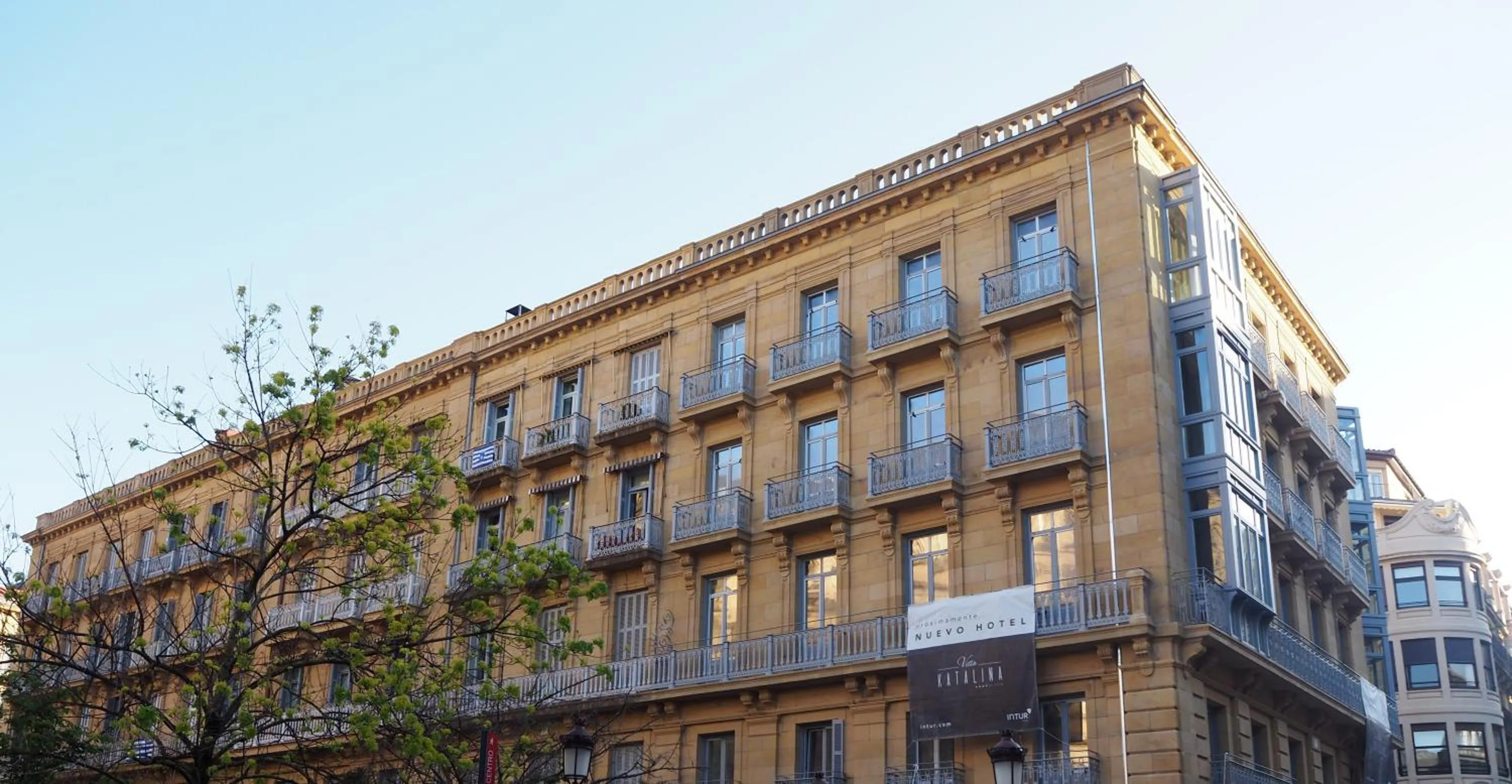 Facade/entrance in Intelier Villa Katalina