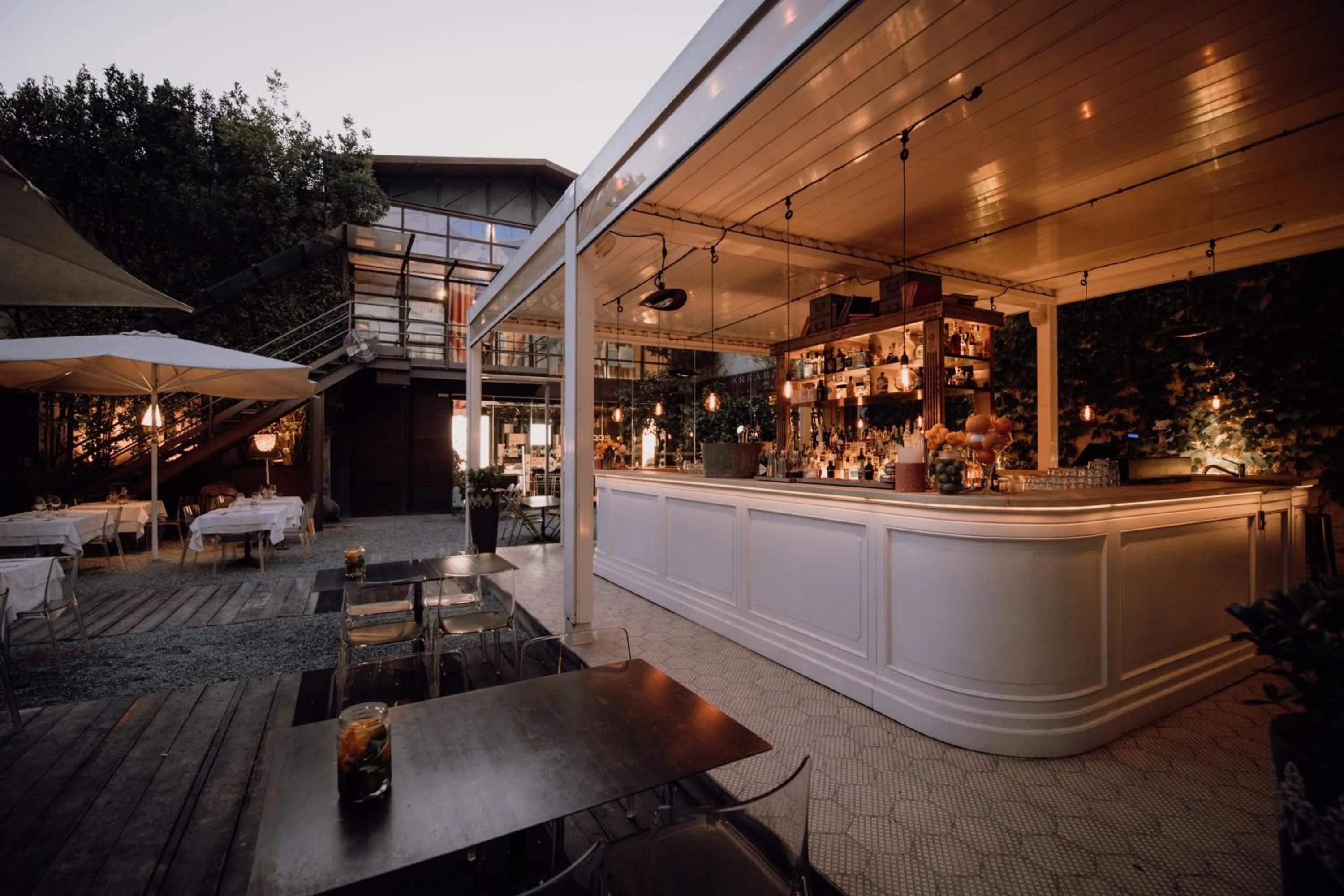 Restaurant/places to eat in Areadocks Boutique Hotel