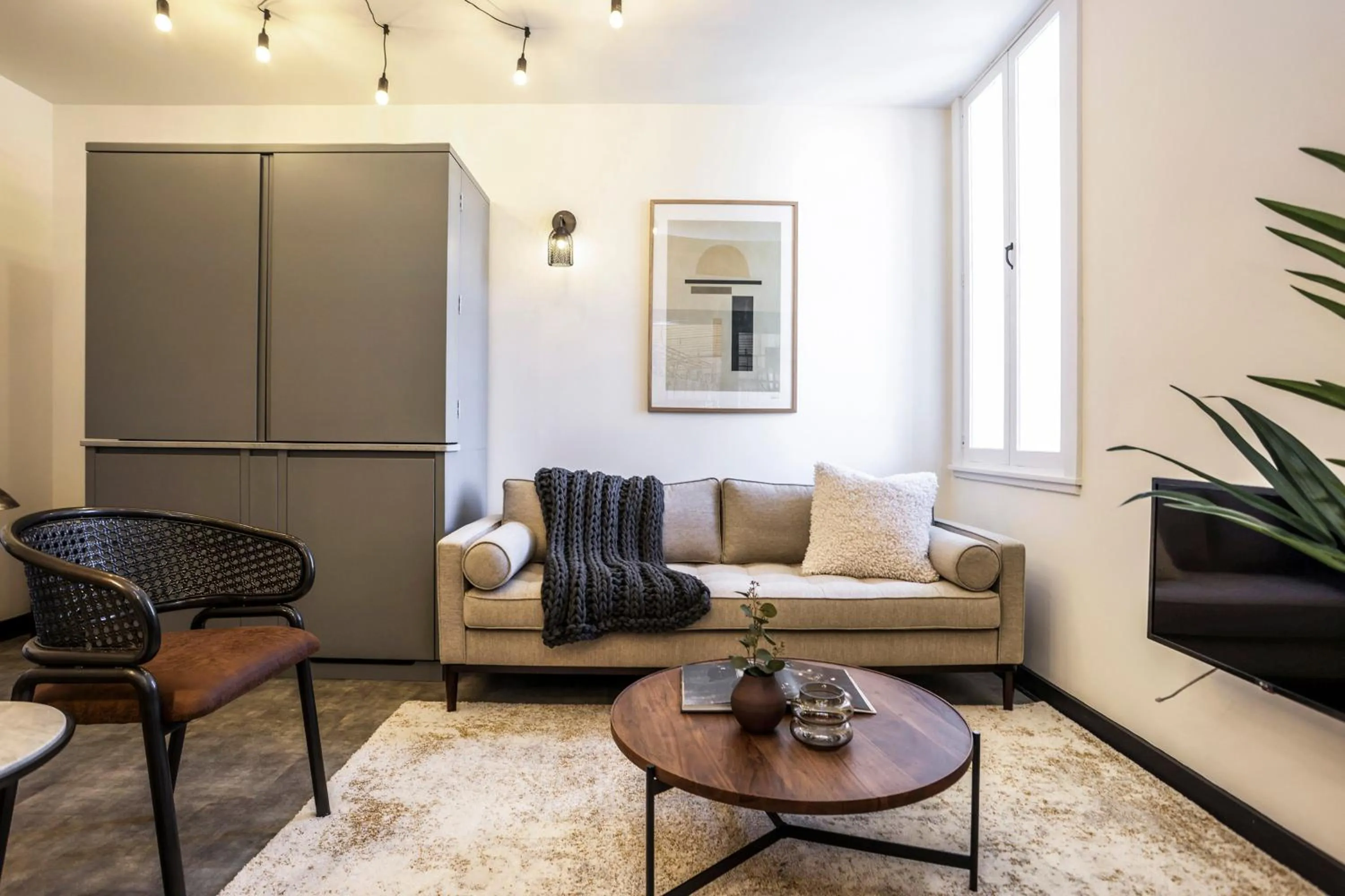 Living room in The Brewers Rooms Contemporary Aparthotel