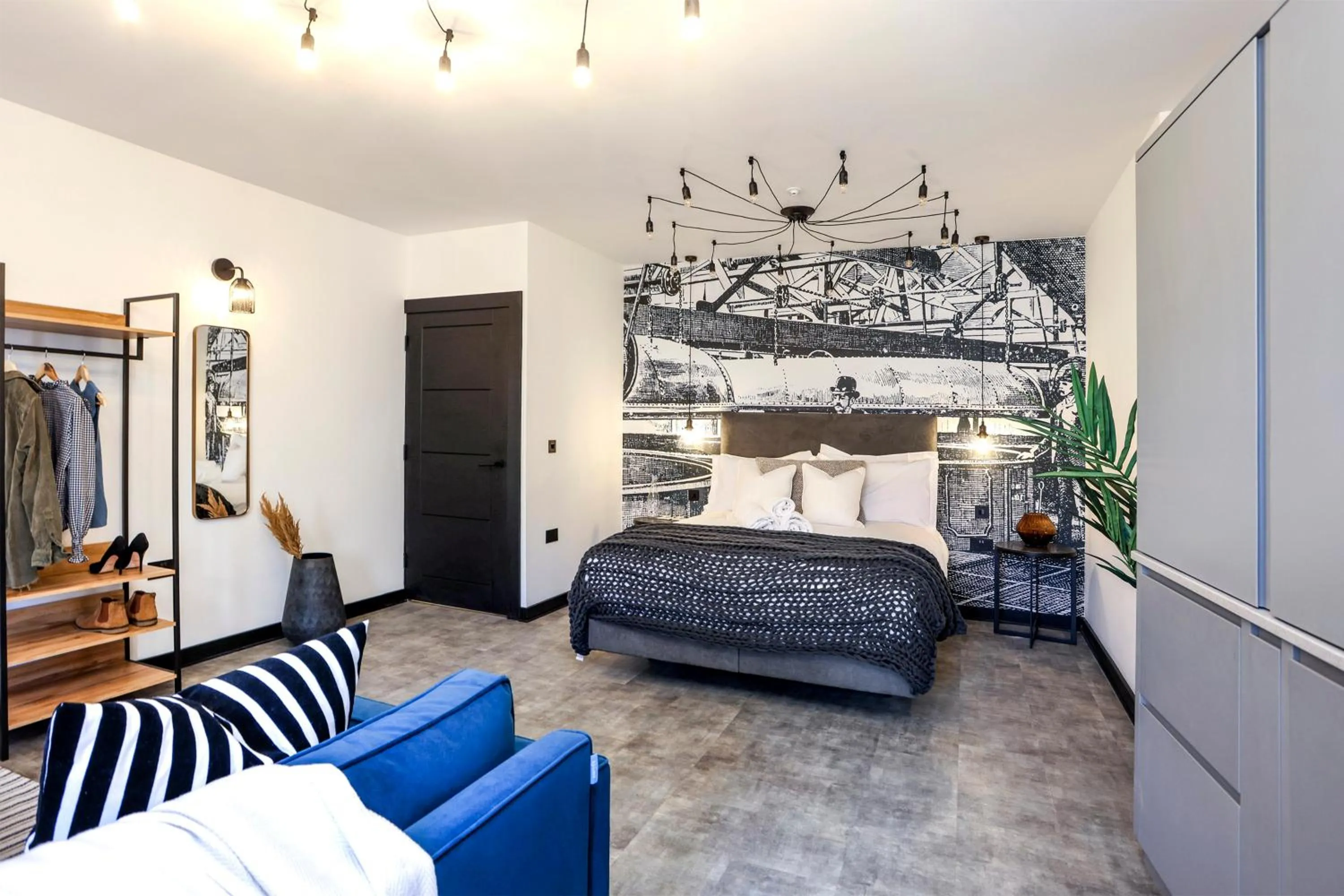 Bed in The Brewers Rooms Contemporary Aparthotel