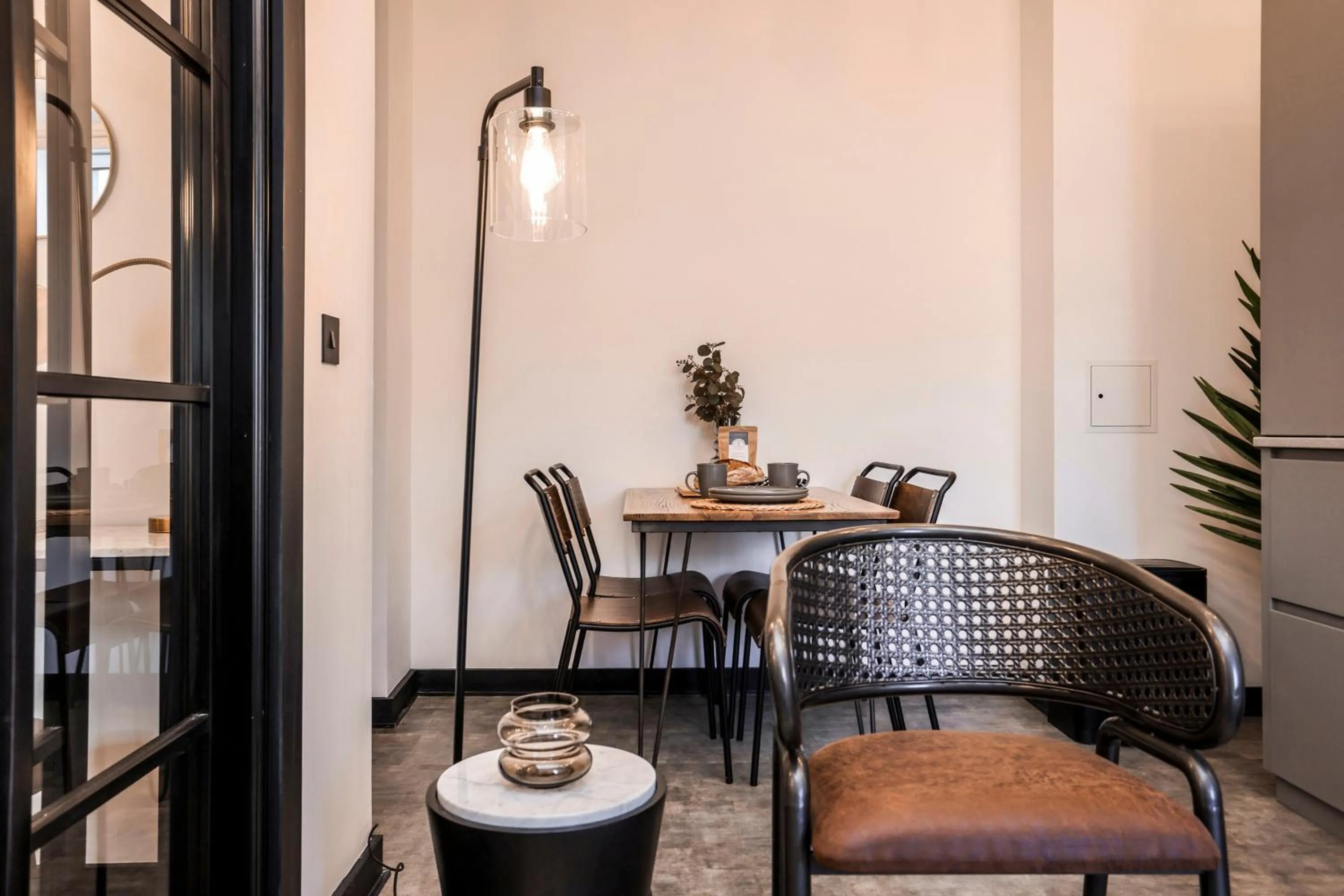 Living room in The Brewers Rooms Contemporary Aparthotel