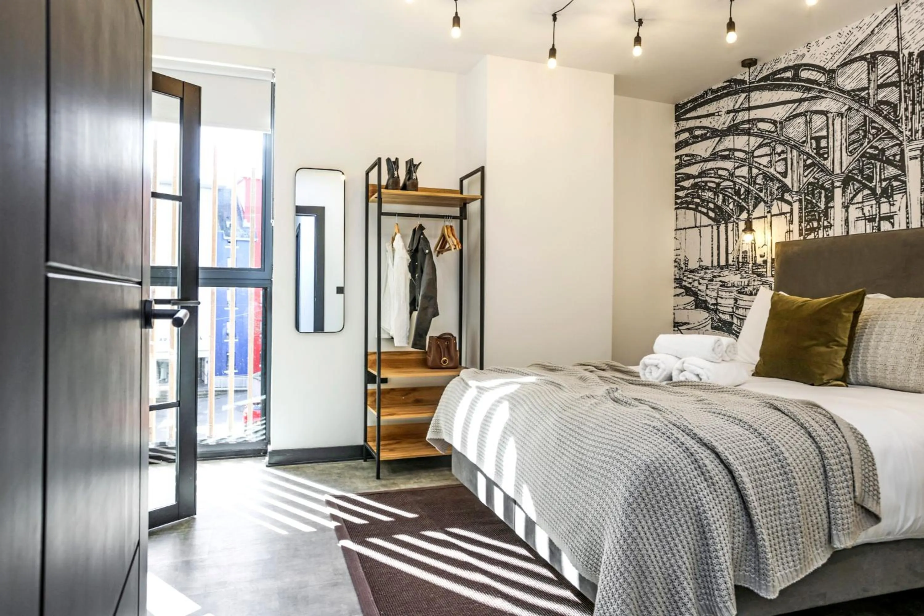 Photo of the whole room, Bed in The Brewers Rooms Contemporary Aparthotel