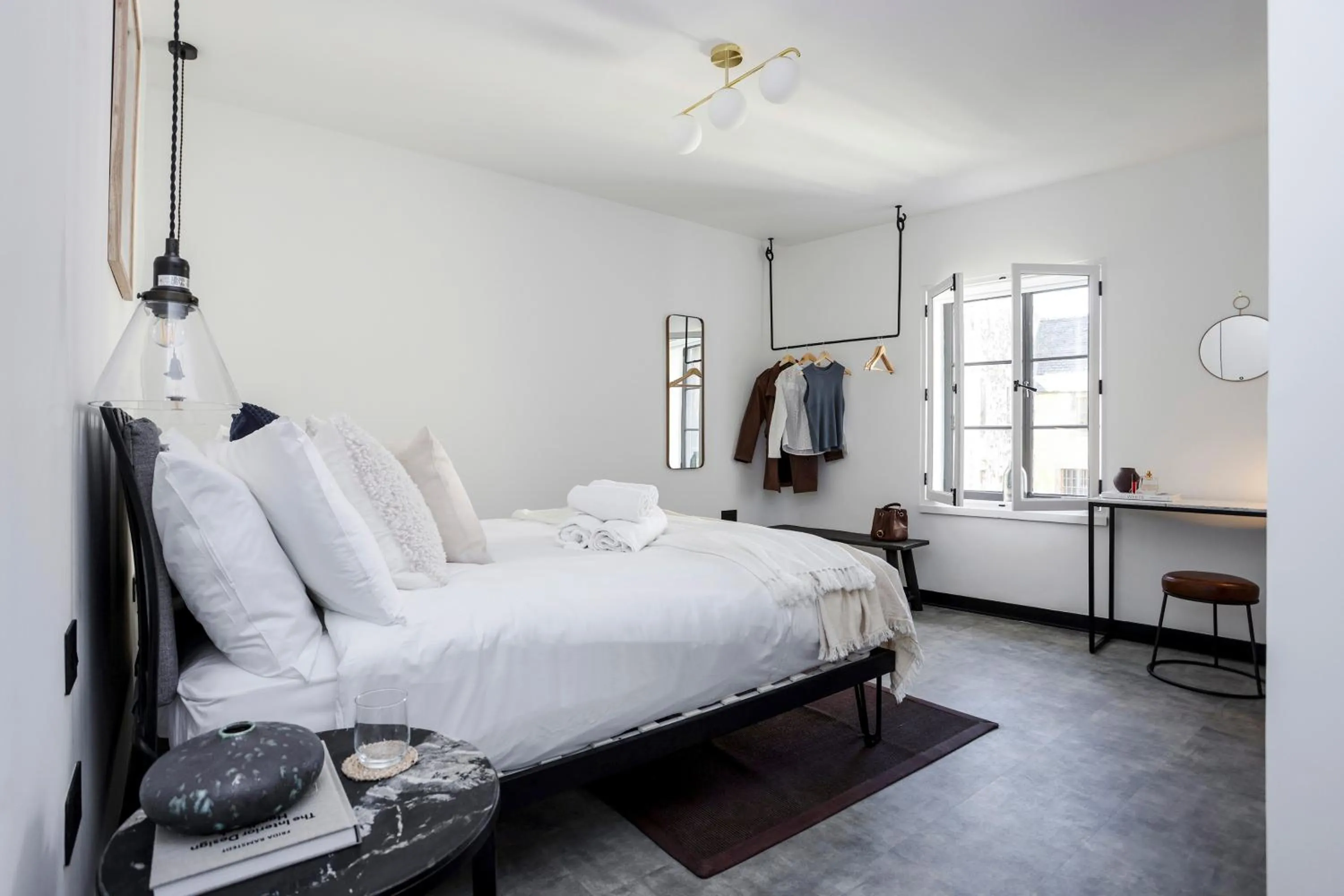 Bed in The Brewers Rooms Contemporary Aparthotel