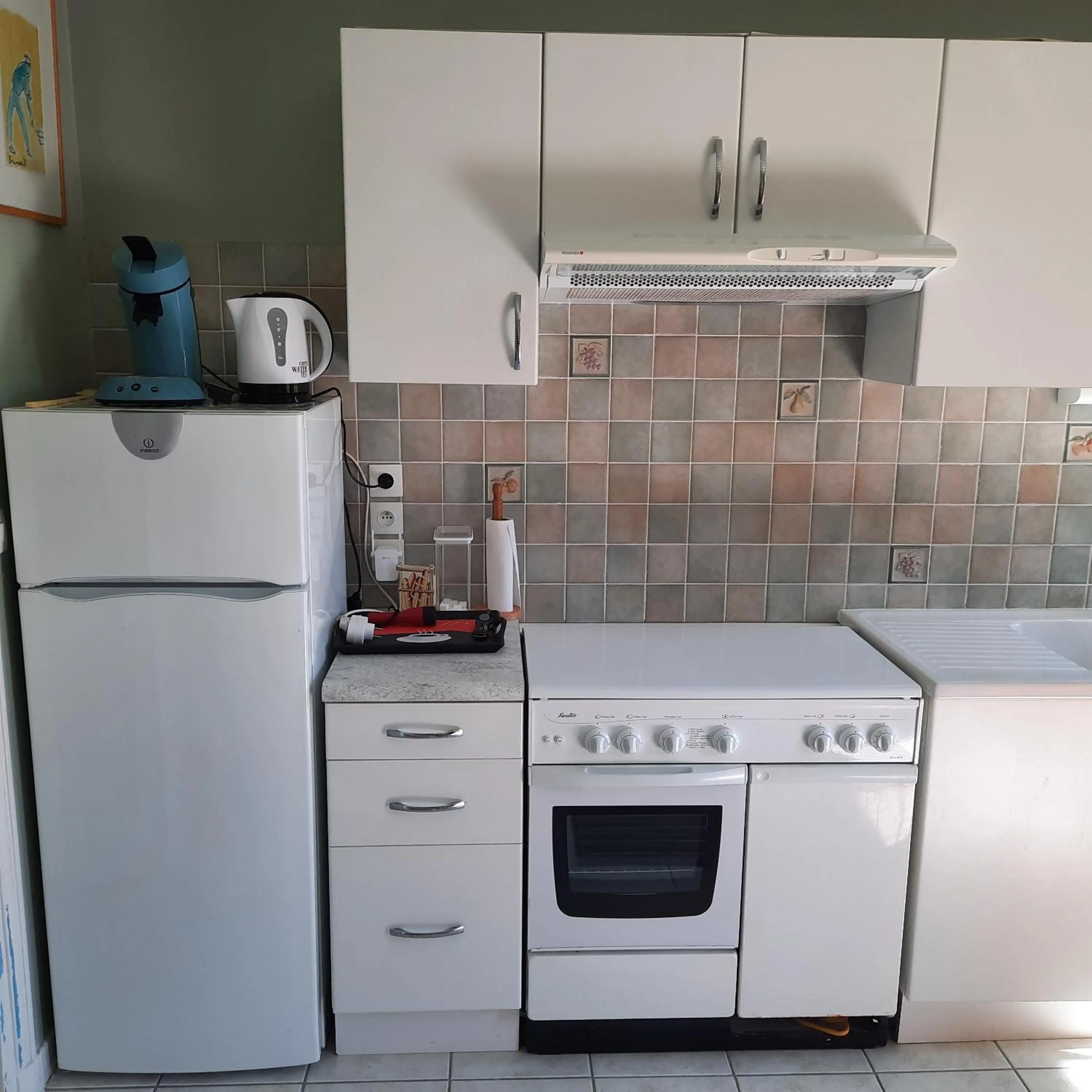 Kitchen or kitchenette in Chambre d'hôte Le Châtaignier