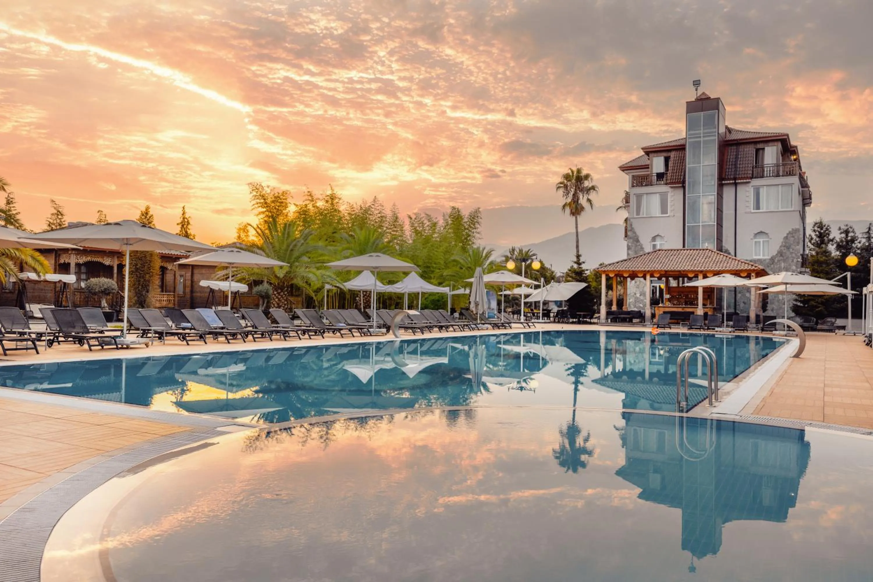 Pool view in Hotel Chateau Kvirike