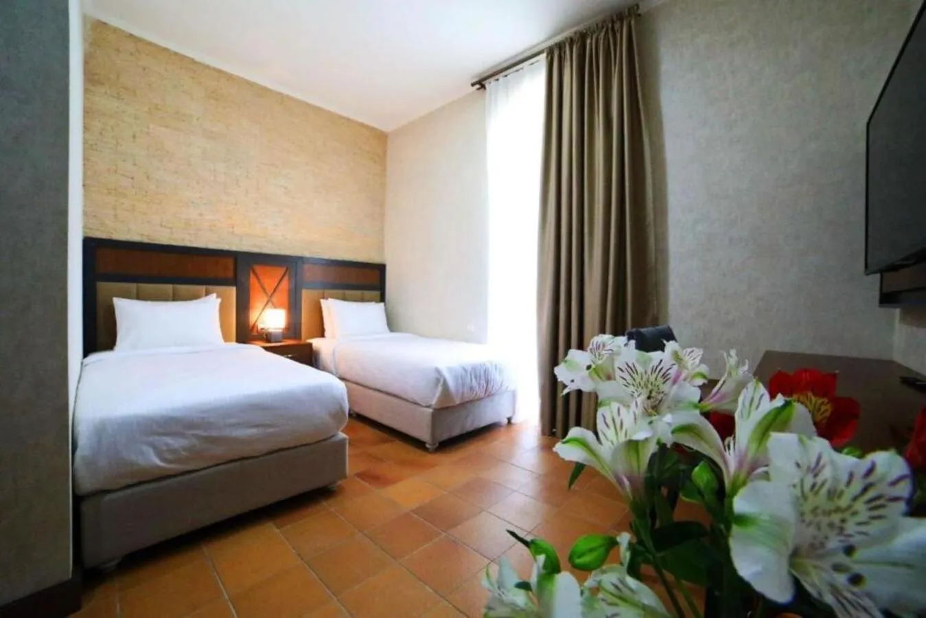 Photo of the whole room in Hotel Chateau Kvirike