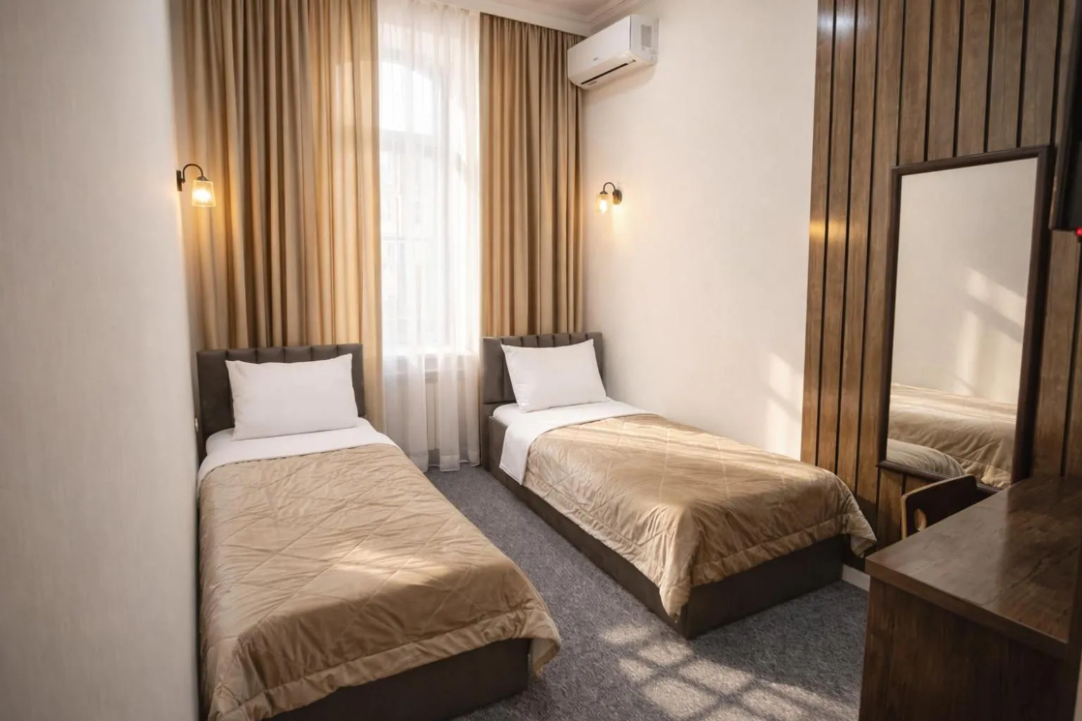 Budget Twin Room in Moss Art Boutique Hotel