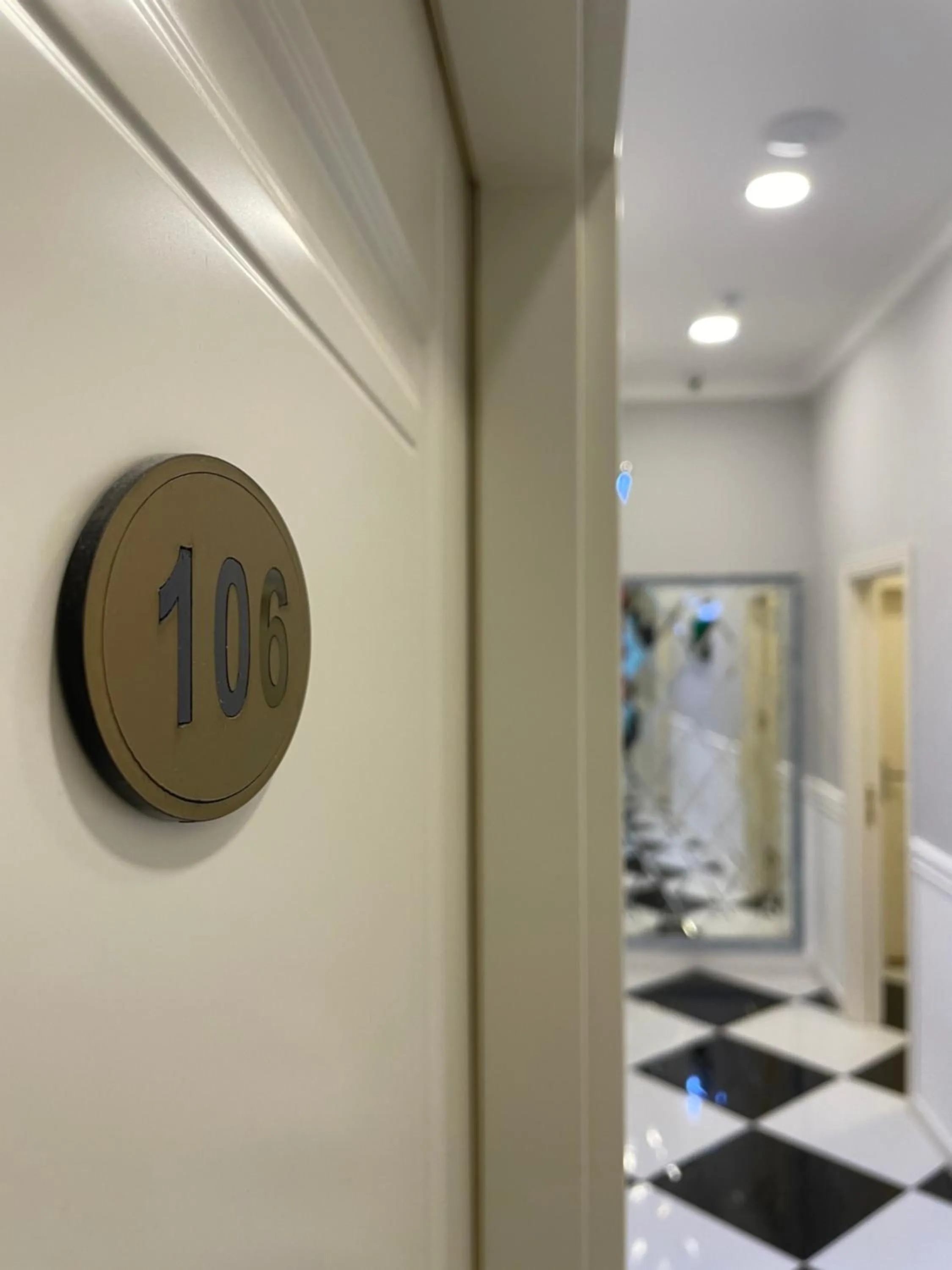 Logo/Certificate/Sign in Moss Art Boutique Hotel