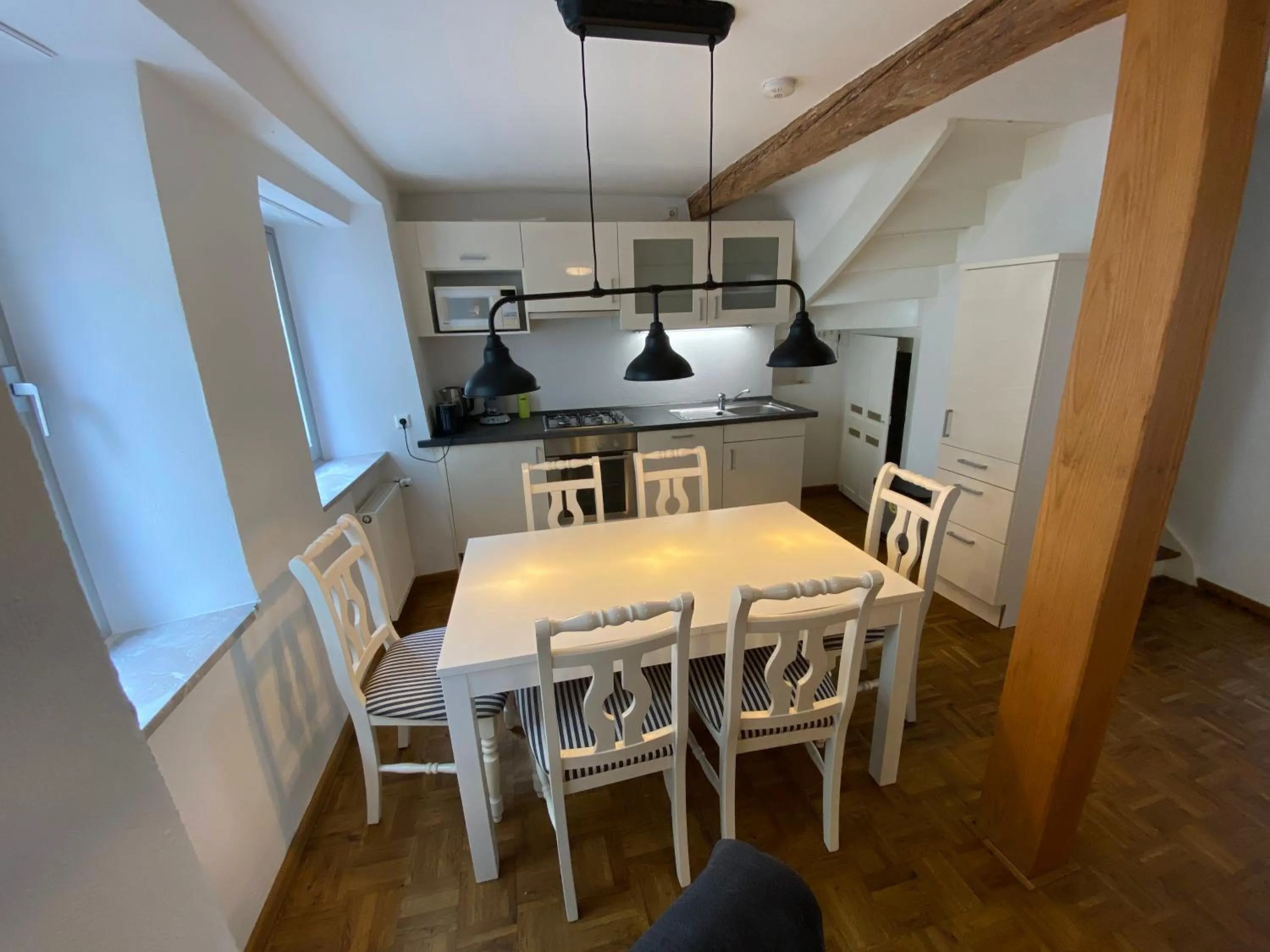 Kitchen or kitchenette in Altes Pfarrhaus