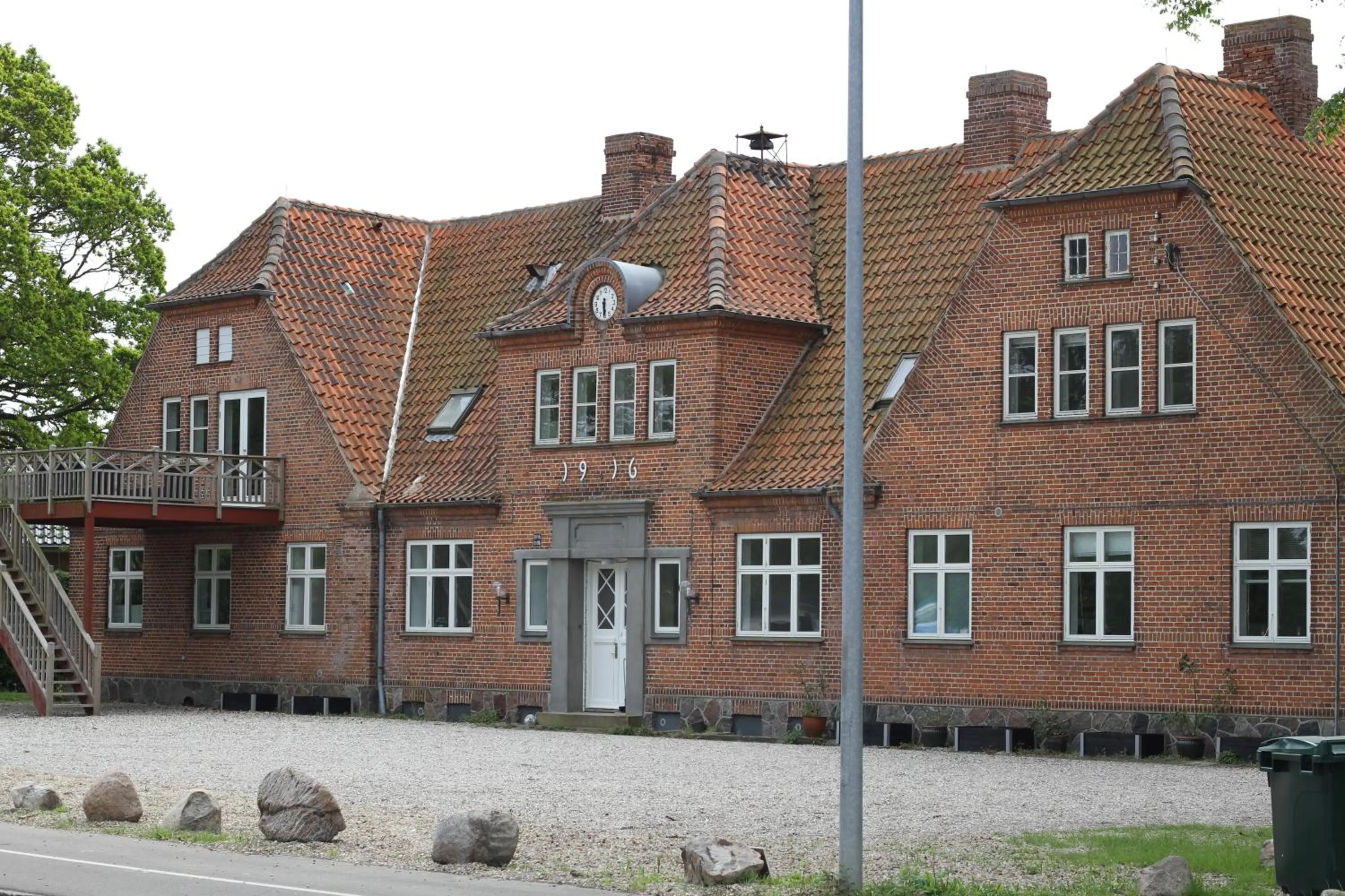 Property building in Hotel Stokkegaarden's BnB & Apartments