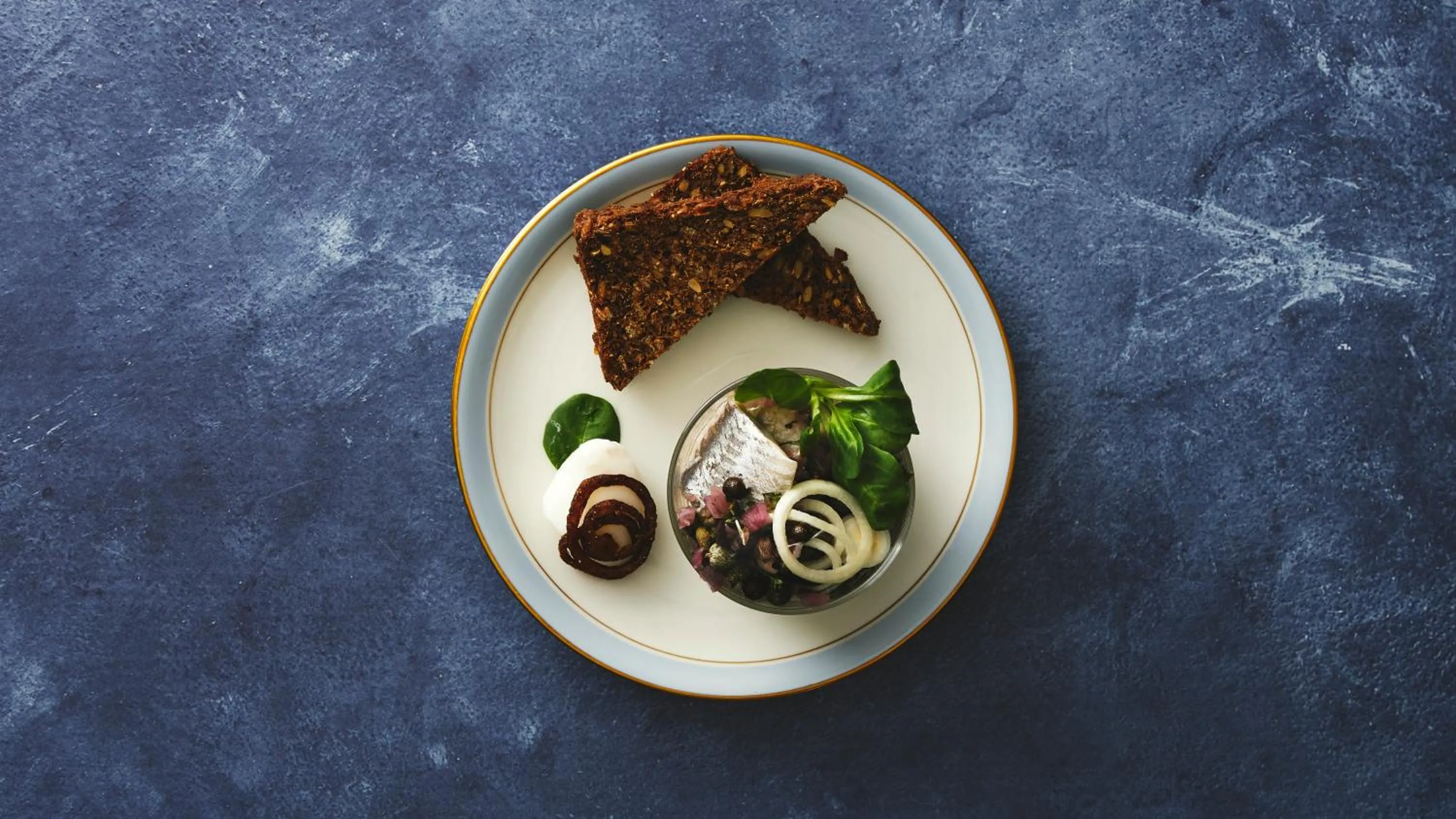 Food and drinks in Hotel Stokkegaarden's BnB & Apartments