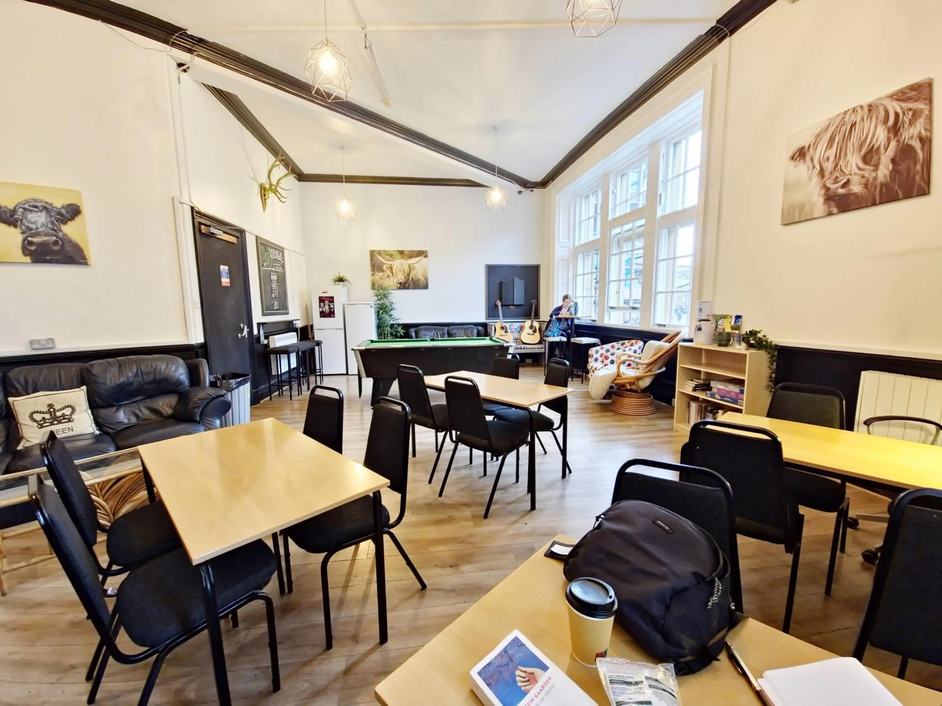 Communal lounge/ TV room in Edinburgh Backpackers - over 18s only