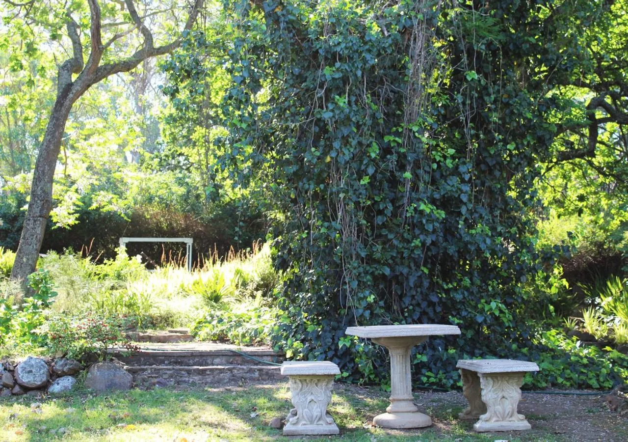 Garden in Moolmanshof 1798, Traditional Cape Dutch H-Shaped Farmhouse