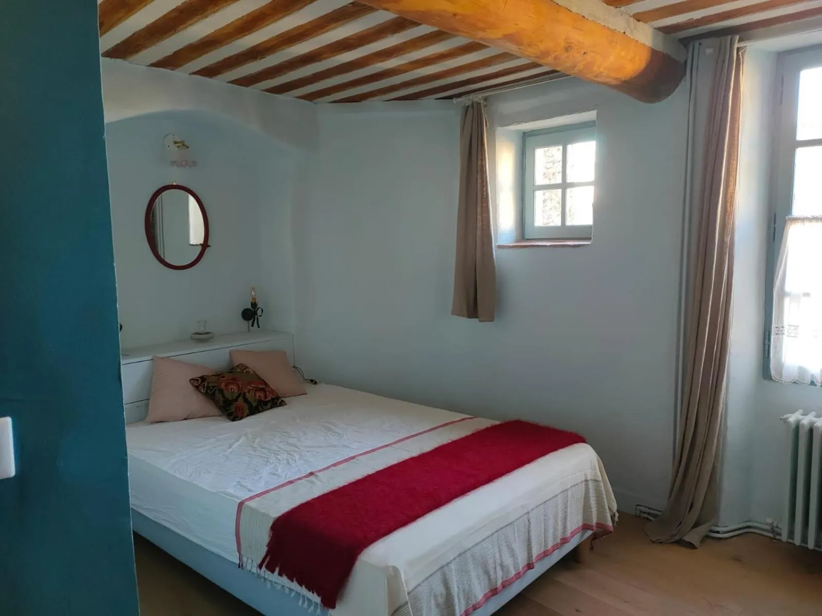 Bed in La Maison près de la Fontaine