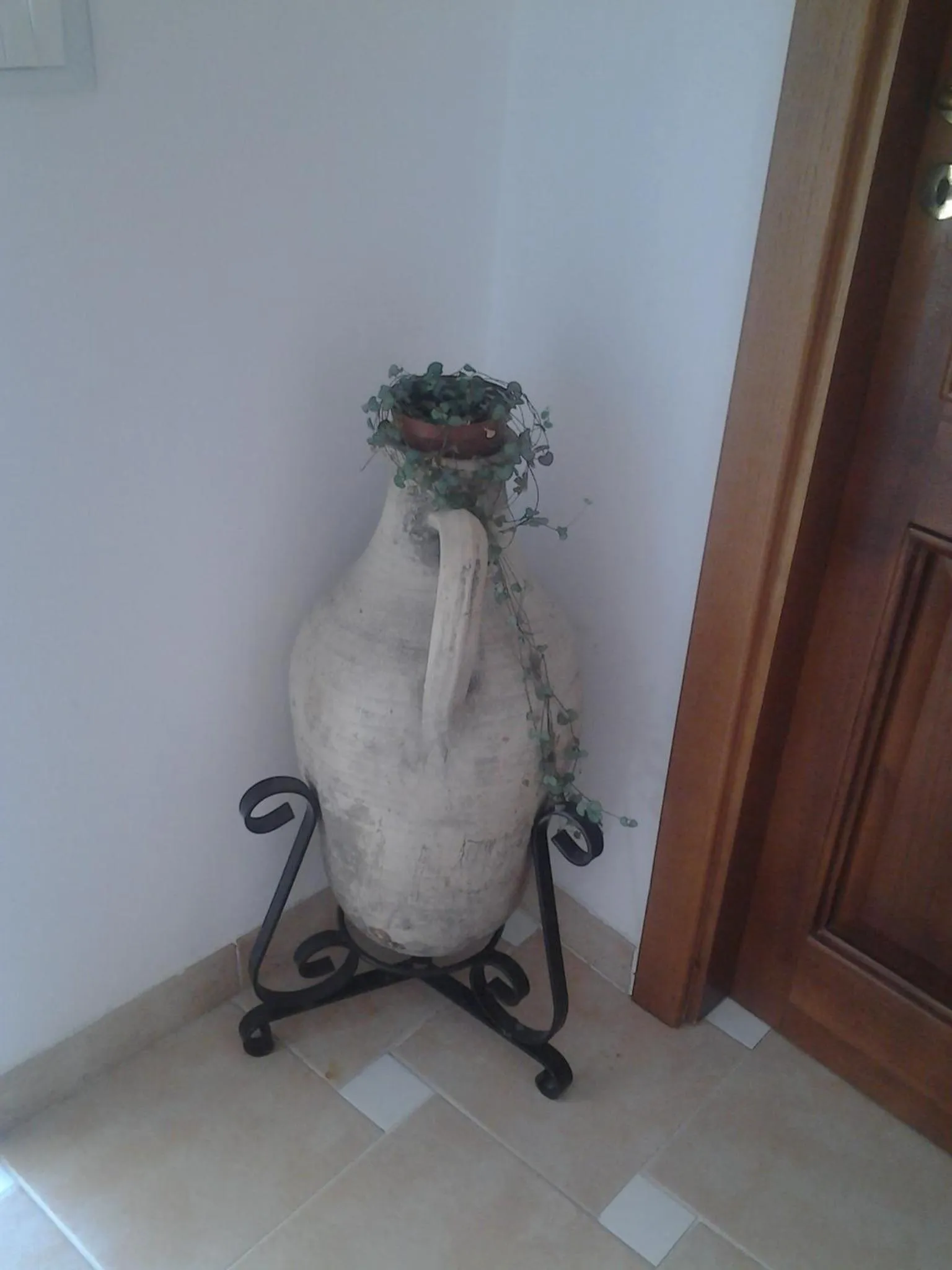 Decorative detail in B&B Angelide