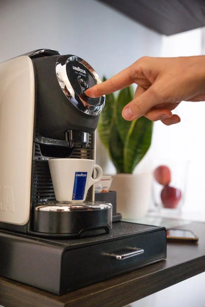 Drinks in Ok Home Pescara Rooms