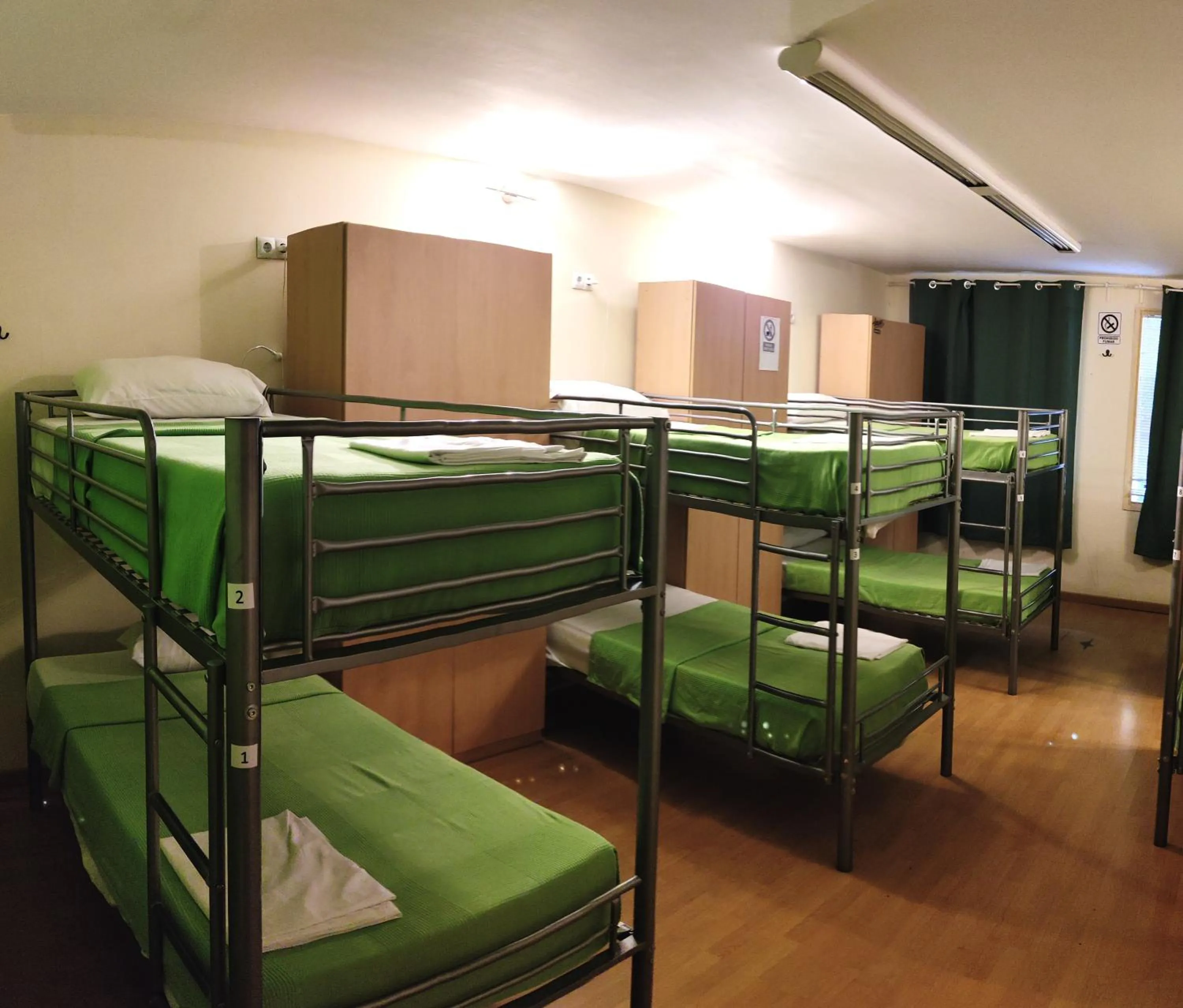 bunk bed, Bed in Guest House Barcelona Bruc
