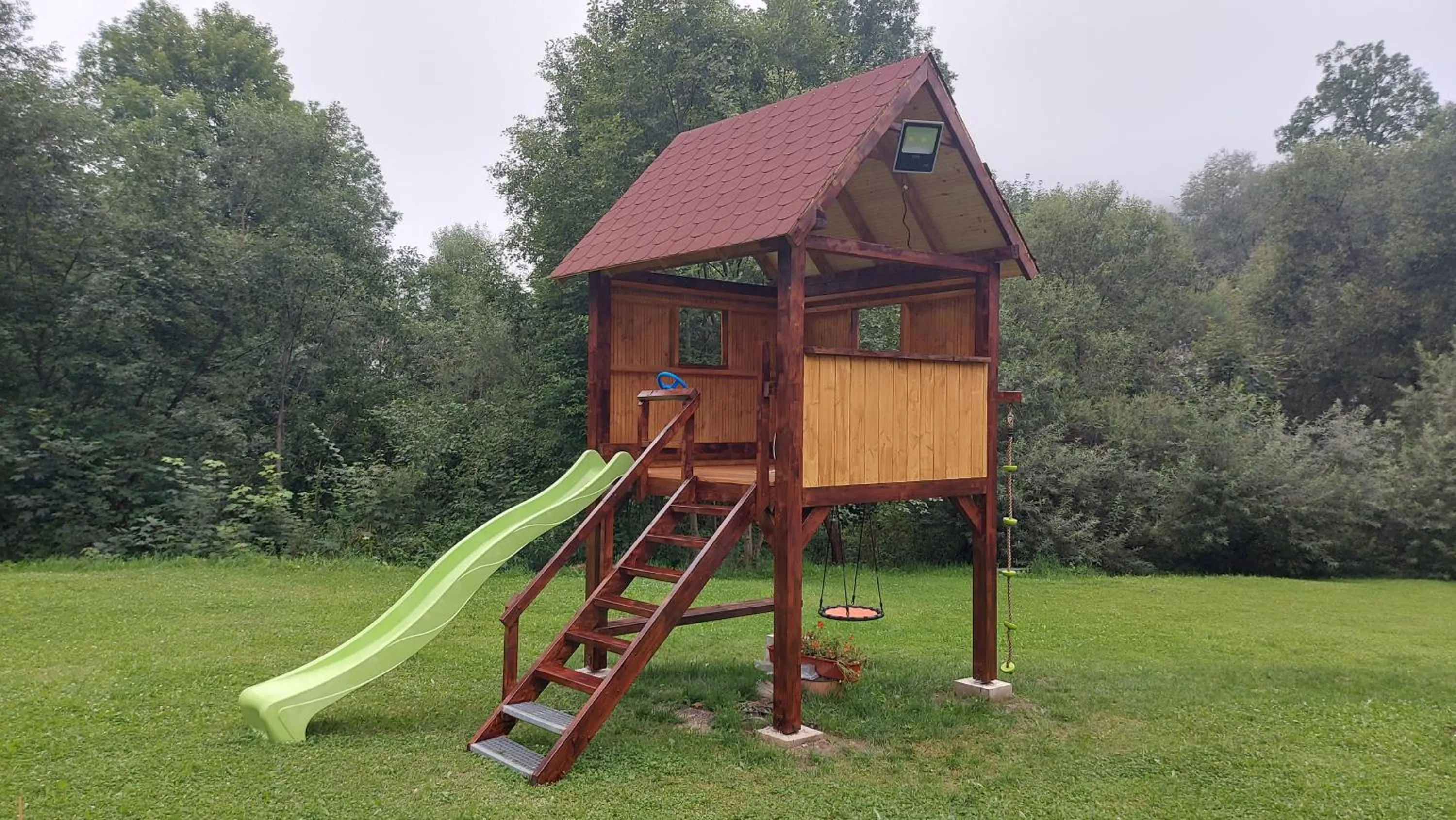 Children play ground in B&B Emarik