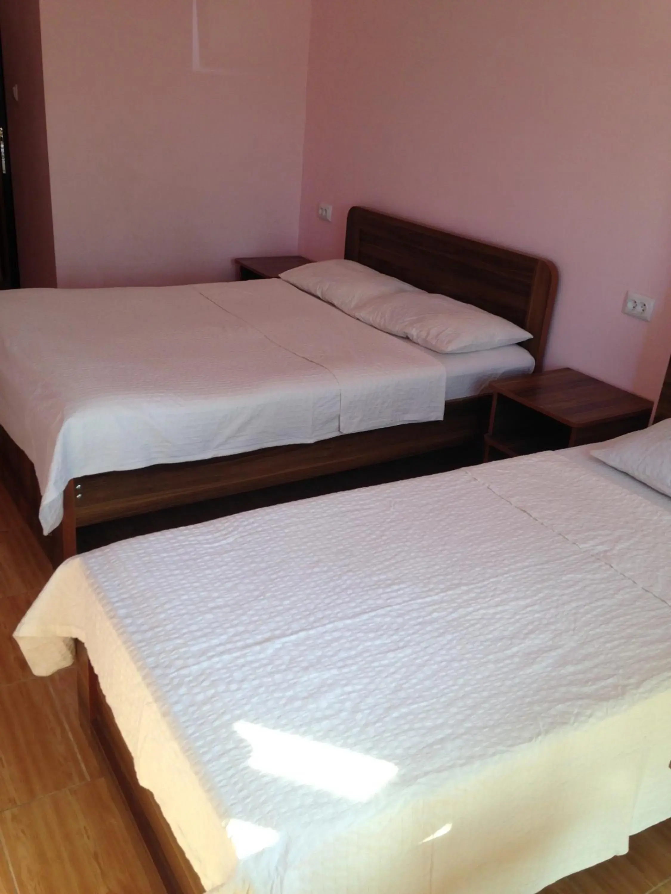 Standard Twin Room - single occupancy in NNN Tourist Standard Twin Room - single occupancy in NNN Tourist