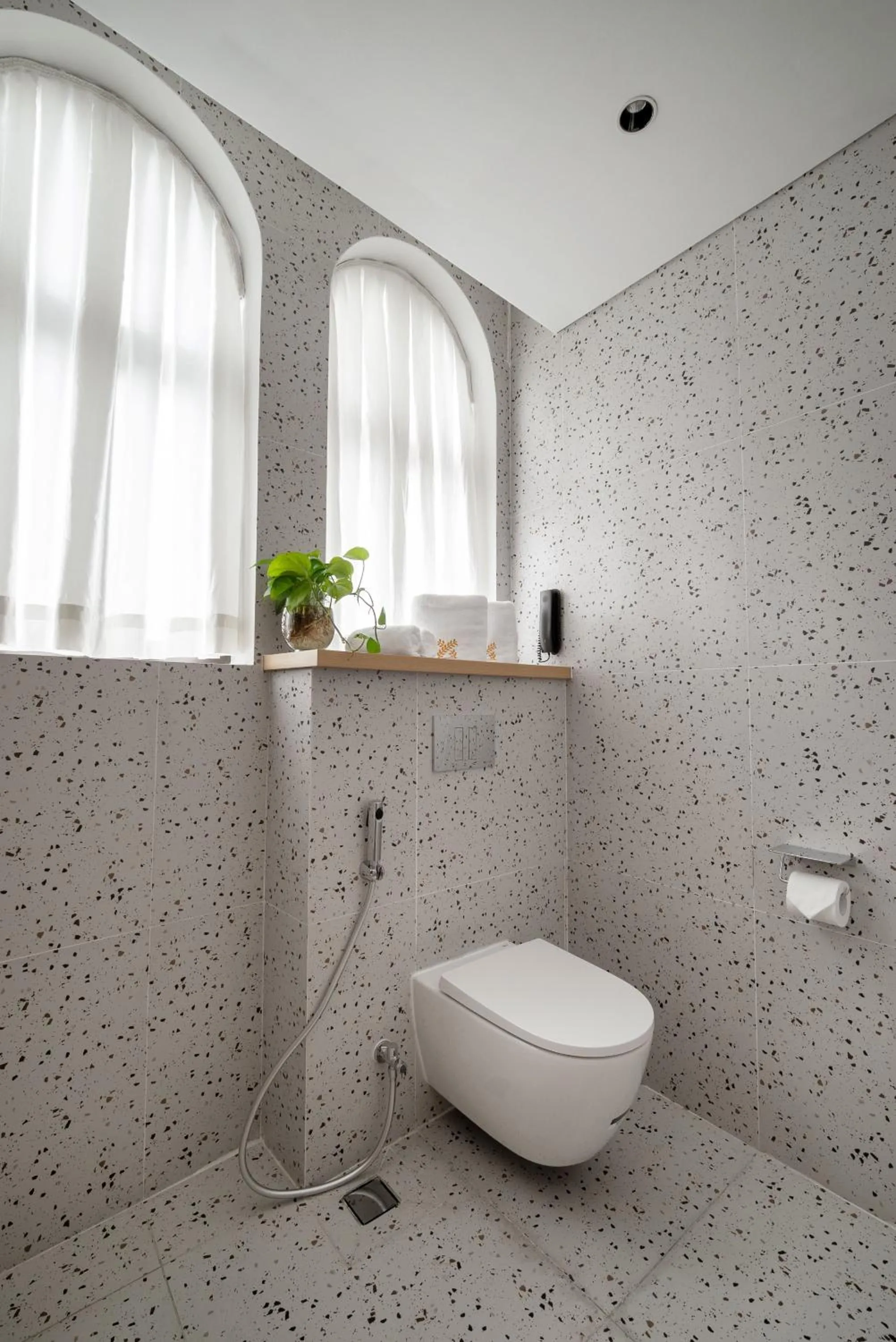 Toilet in Me Saigon Boutique Hotel