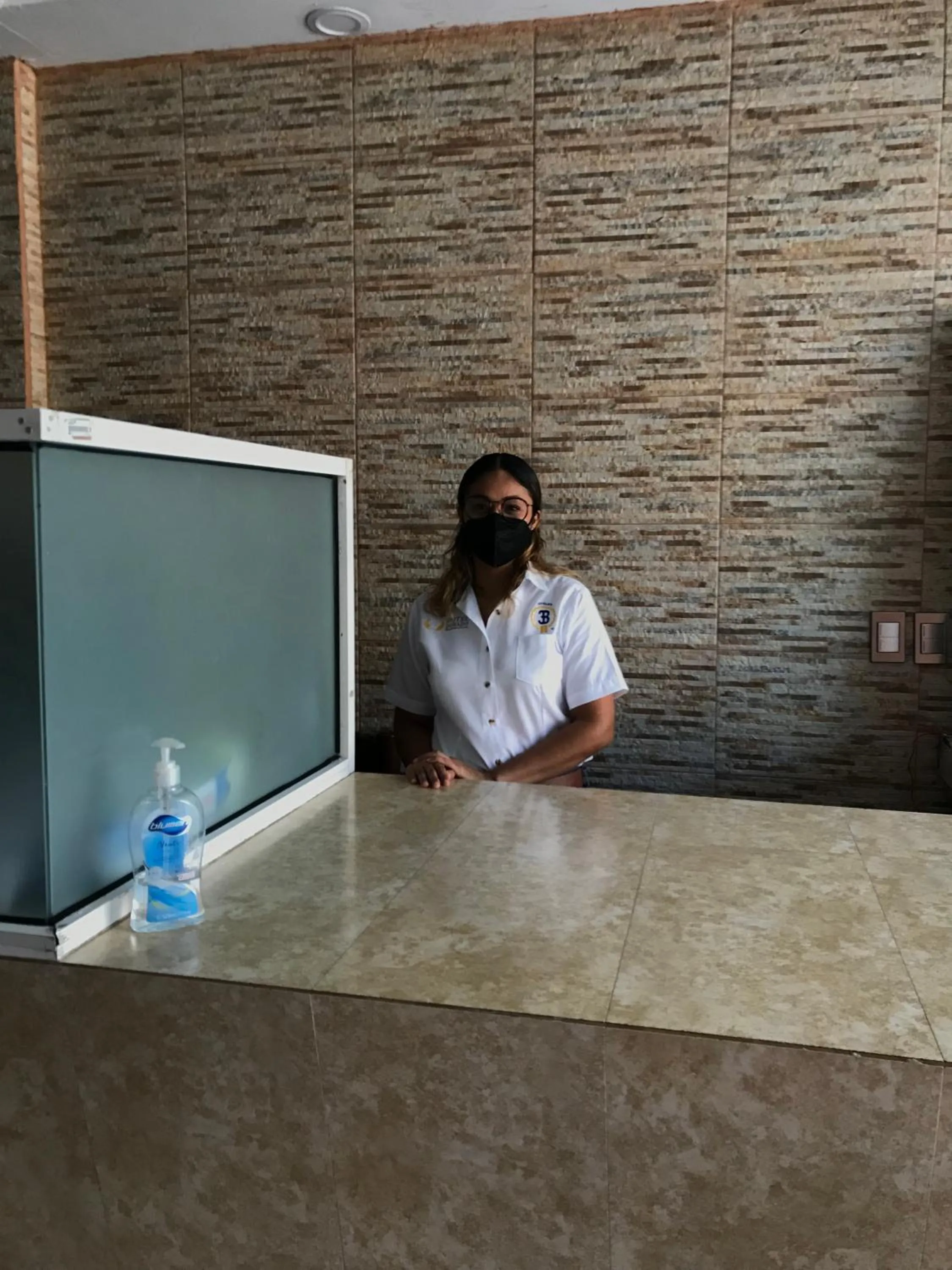 Lobby or reception in Hotel Dorado a una calle de Playa Regatas y el Malecon